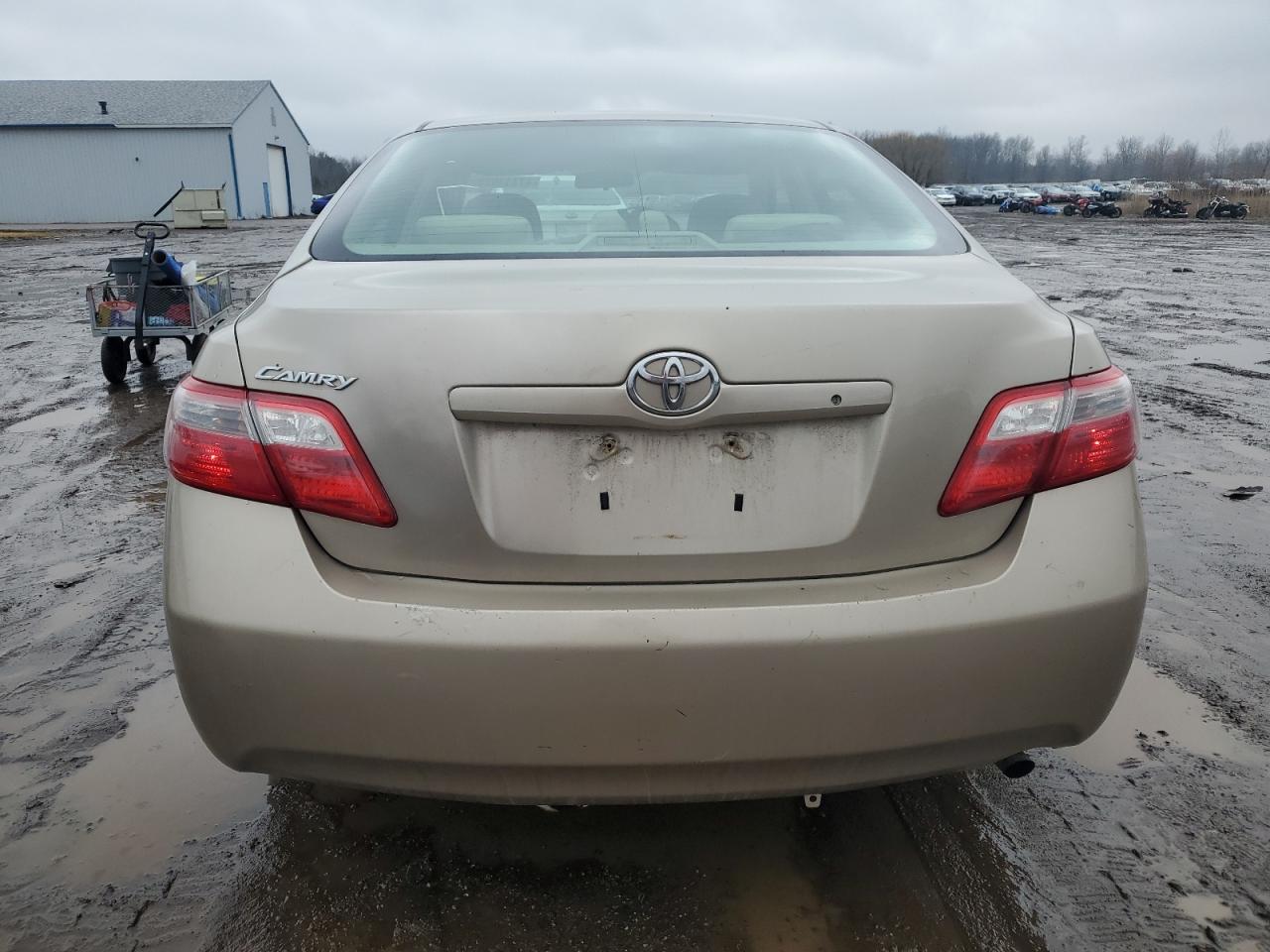 2009 Toyota Camry - Image 6