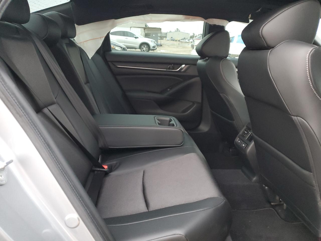 2022 Honda Accord - Image 10