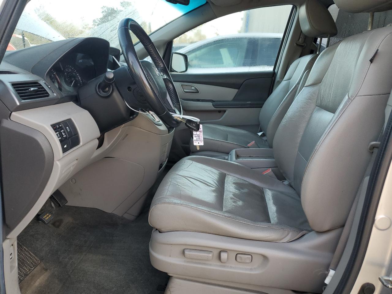 2011 Honda Odyssey - Image 7