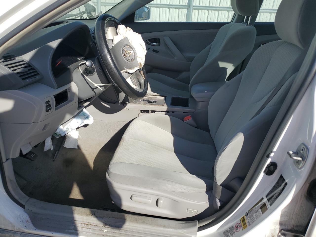 2009 Toyota Camry - Image 7