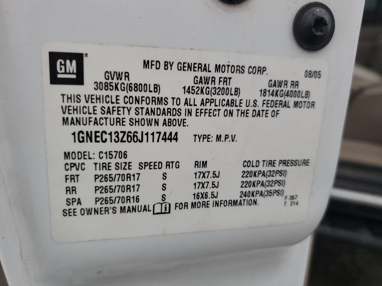 2006 Chevrolet Tahoe - Image 13