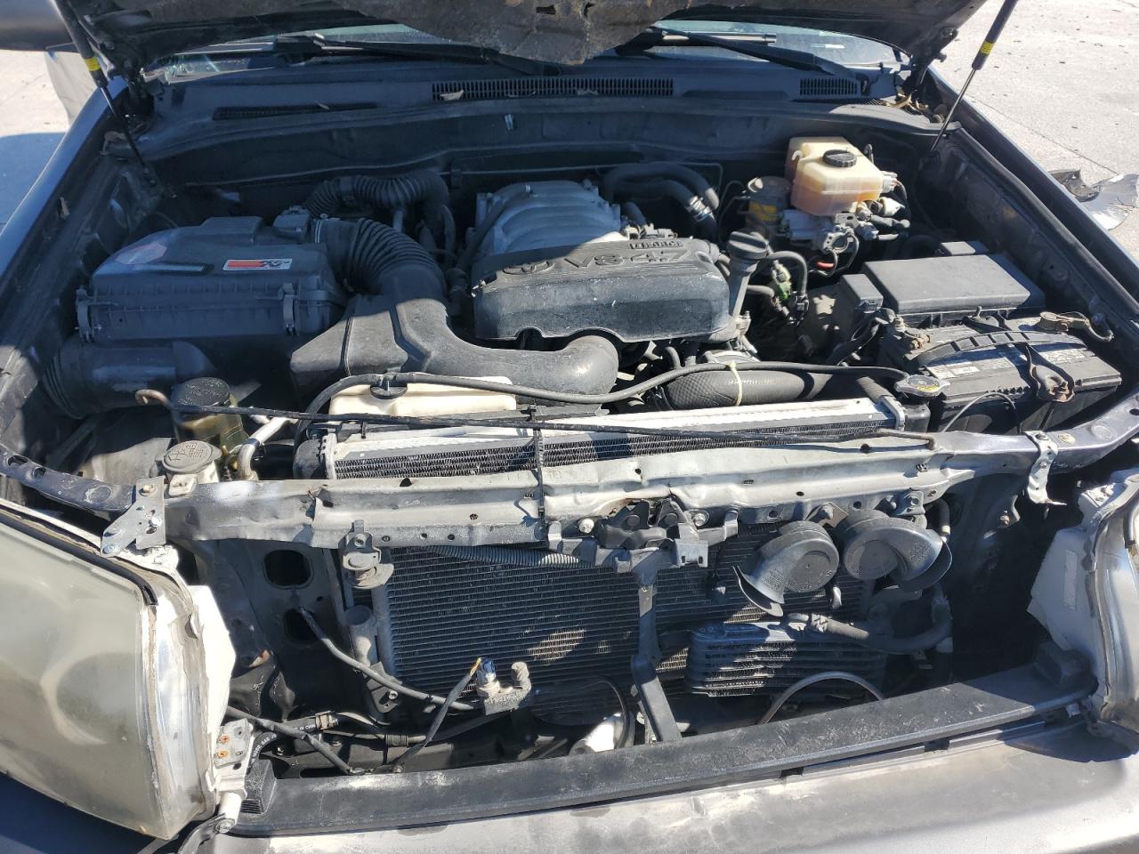 2003 Toyota 4Runner - Image 13