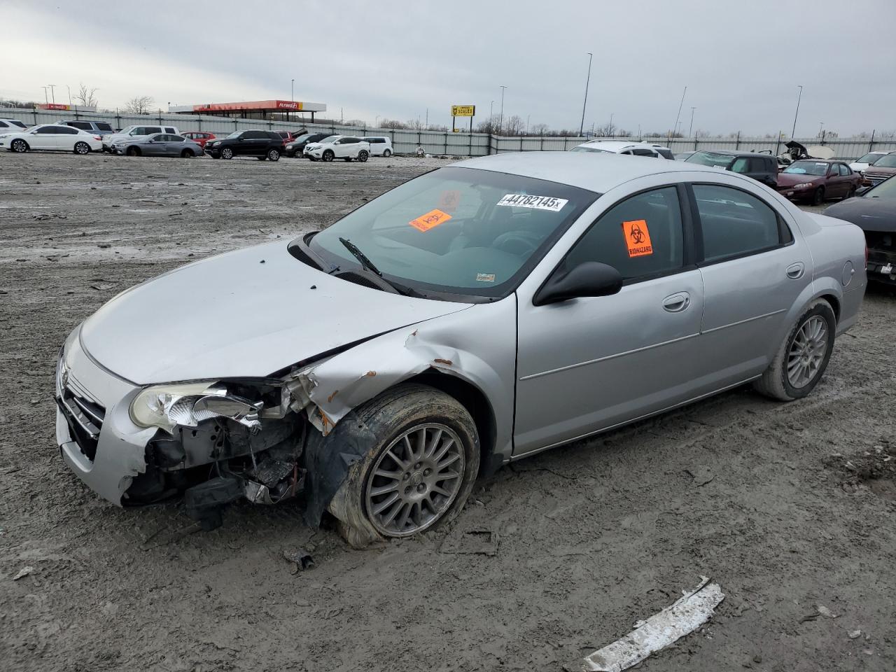 2005 Chrysler Sebring იყიდება Cahokia Heights-ში, IL - Front End