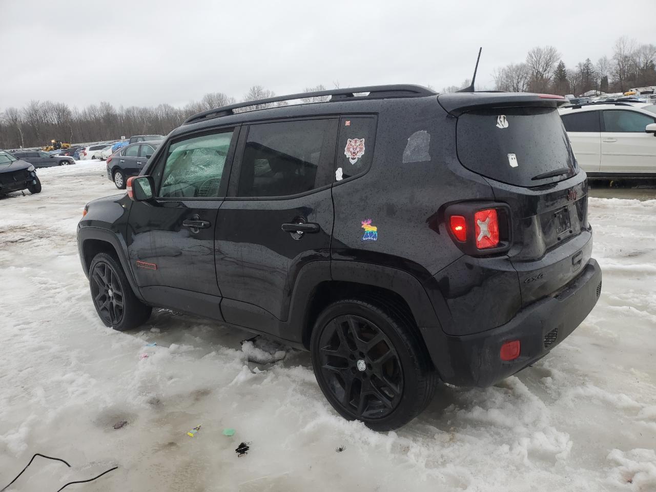 2020 Jeep Renegade - Image 2
