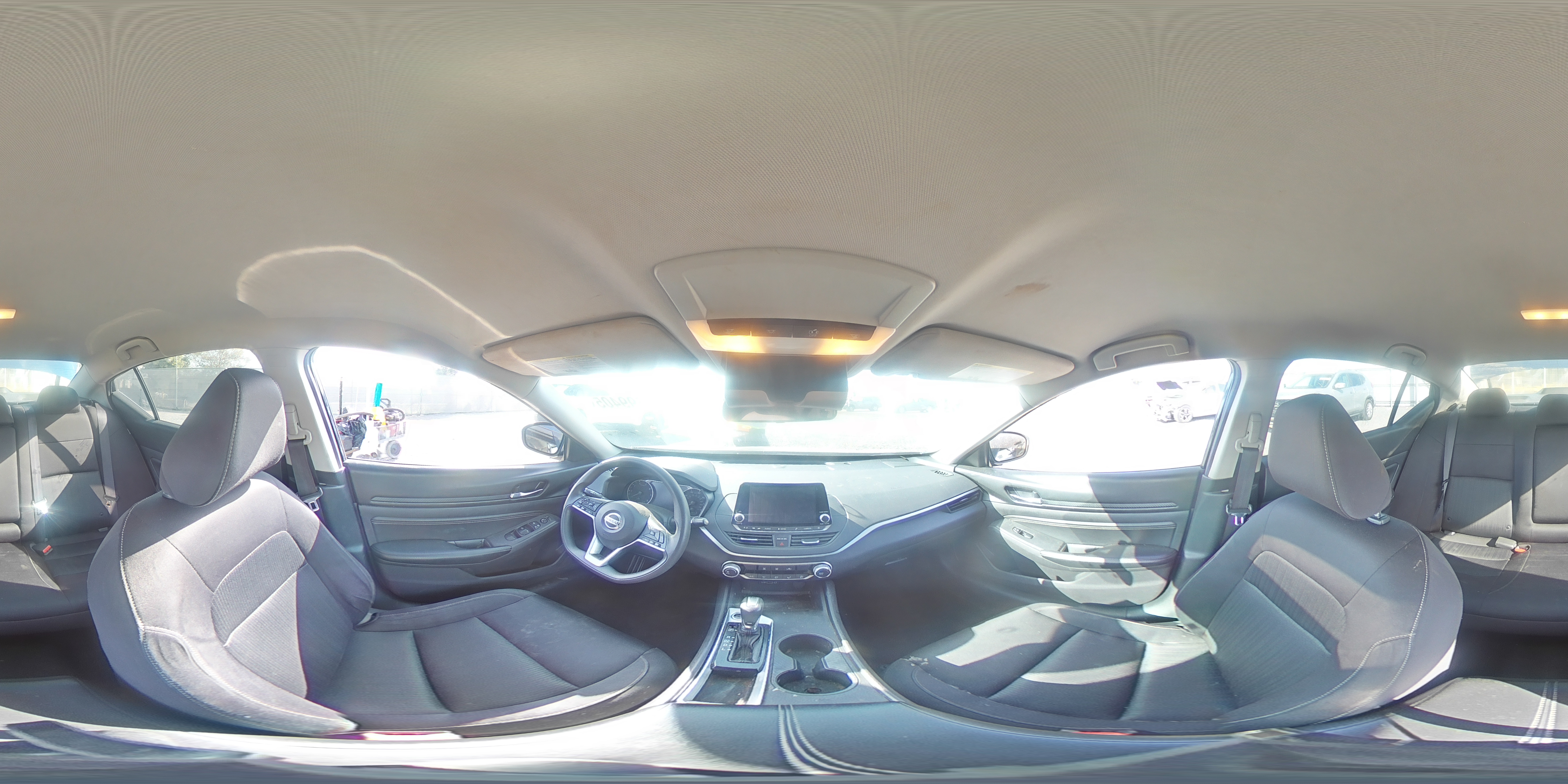 2019 Nissan Altima - Image 12
