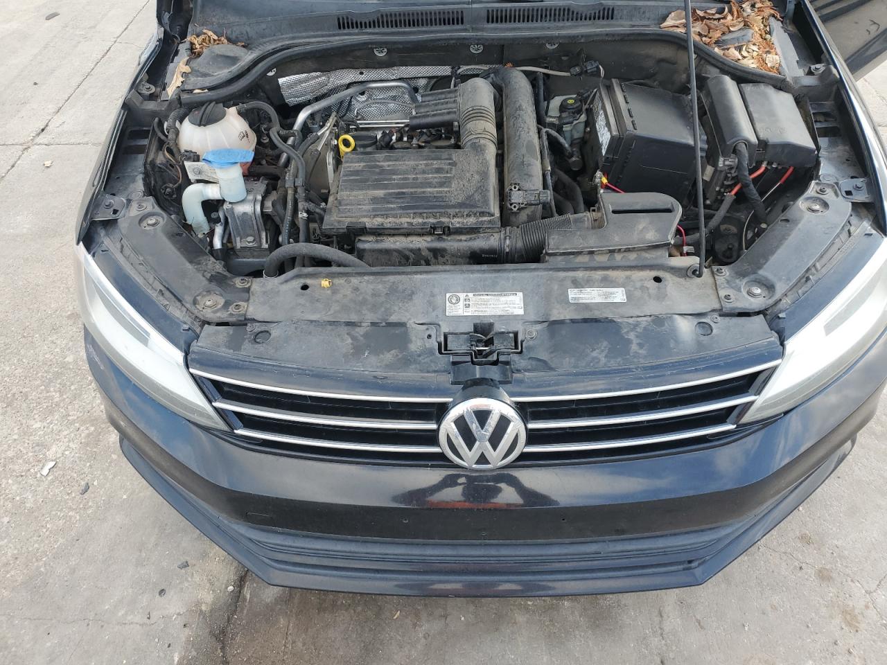 2016 Volkswagen Jetta - Image 12
