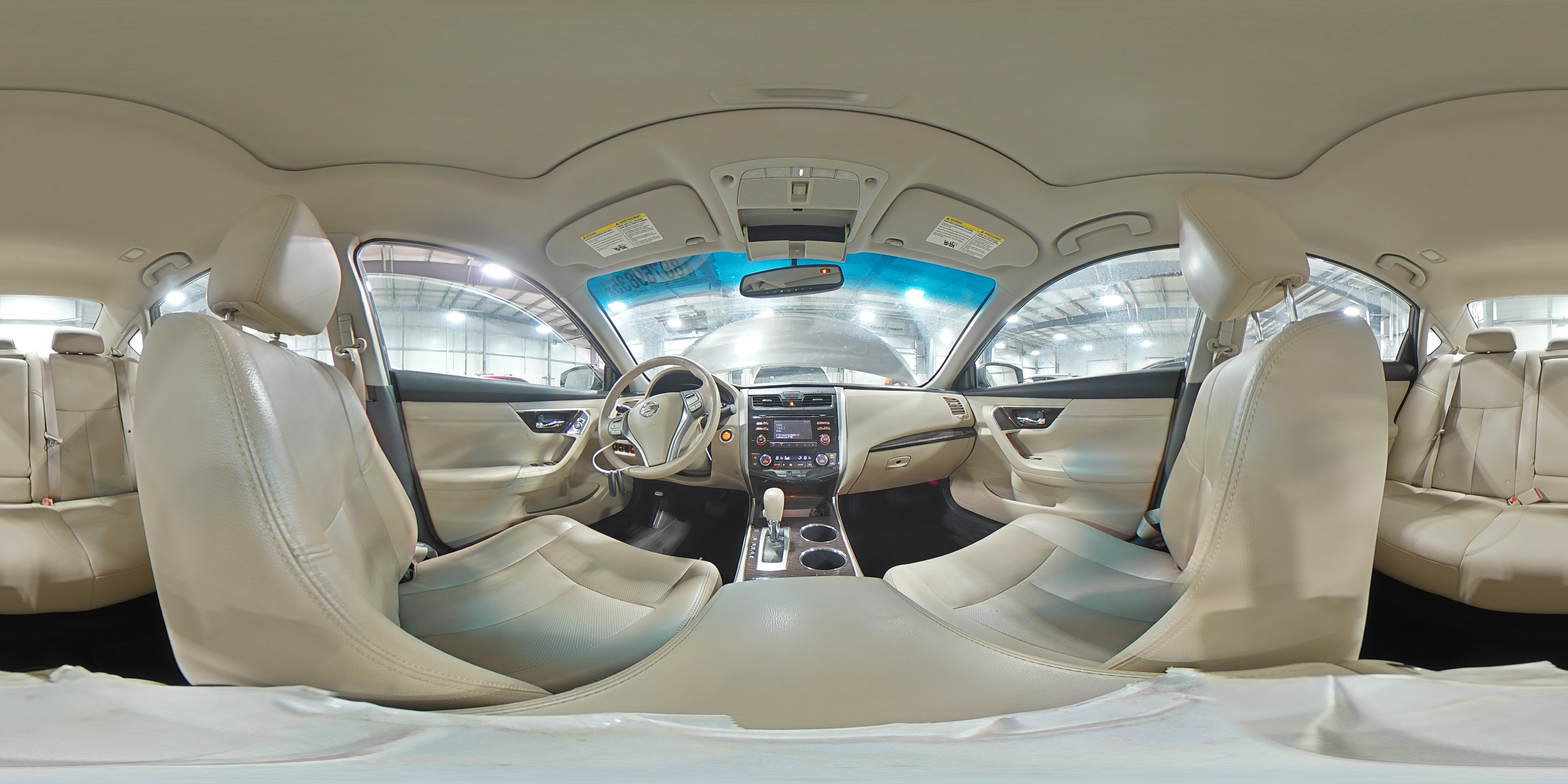 2015 Nissan Altima - Image 14