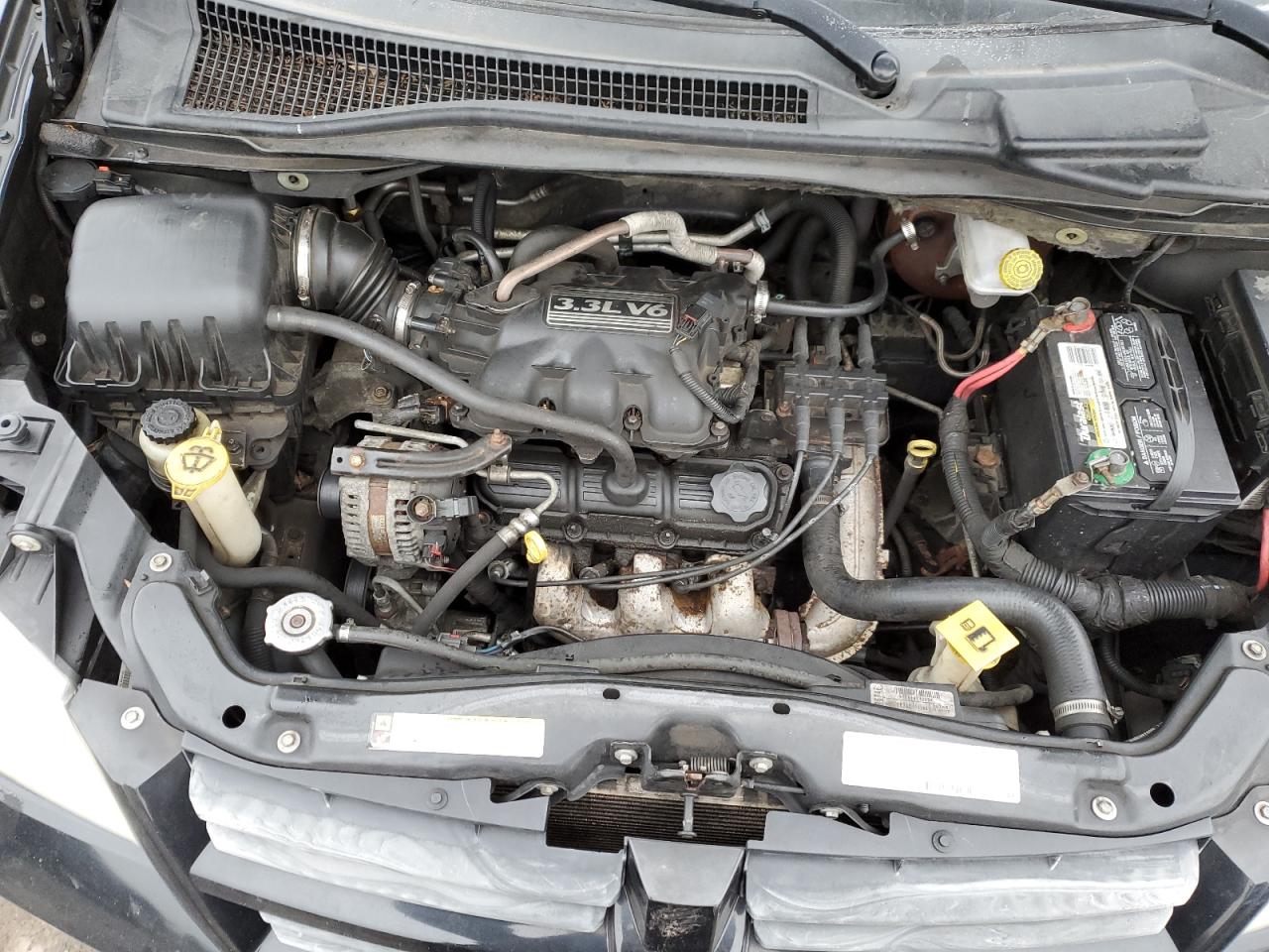 2008 Dodge Caravan - Image 12