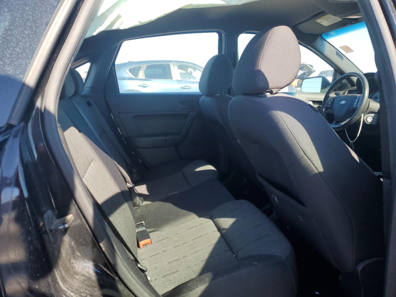 2011 Ford Focus - Image 11