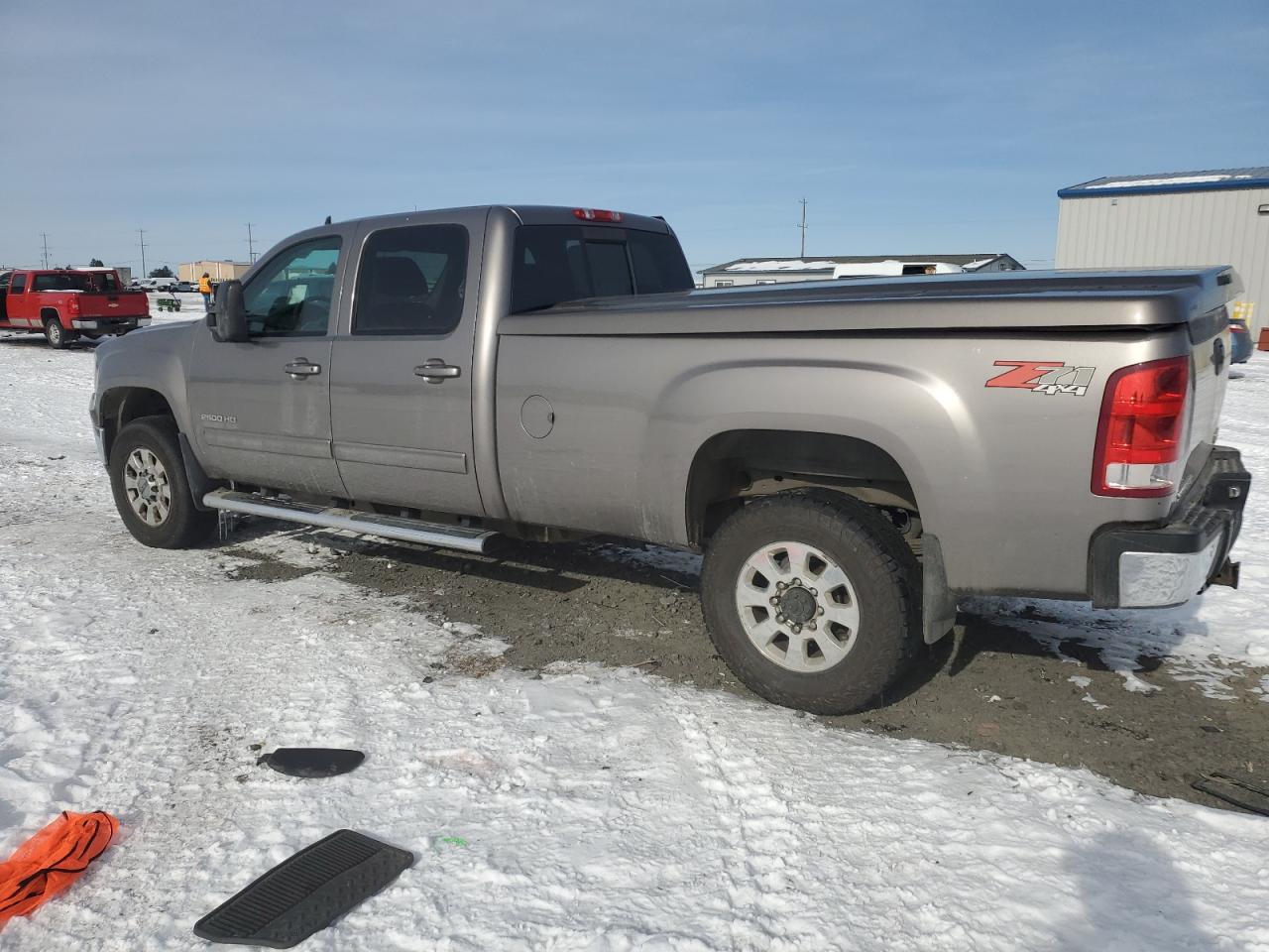 2014 GMC Sierra - Image 2