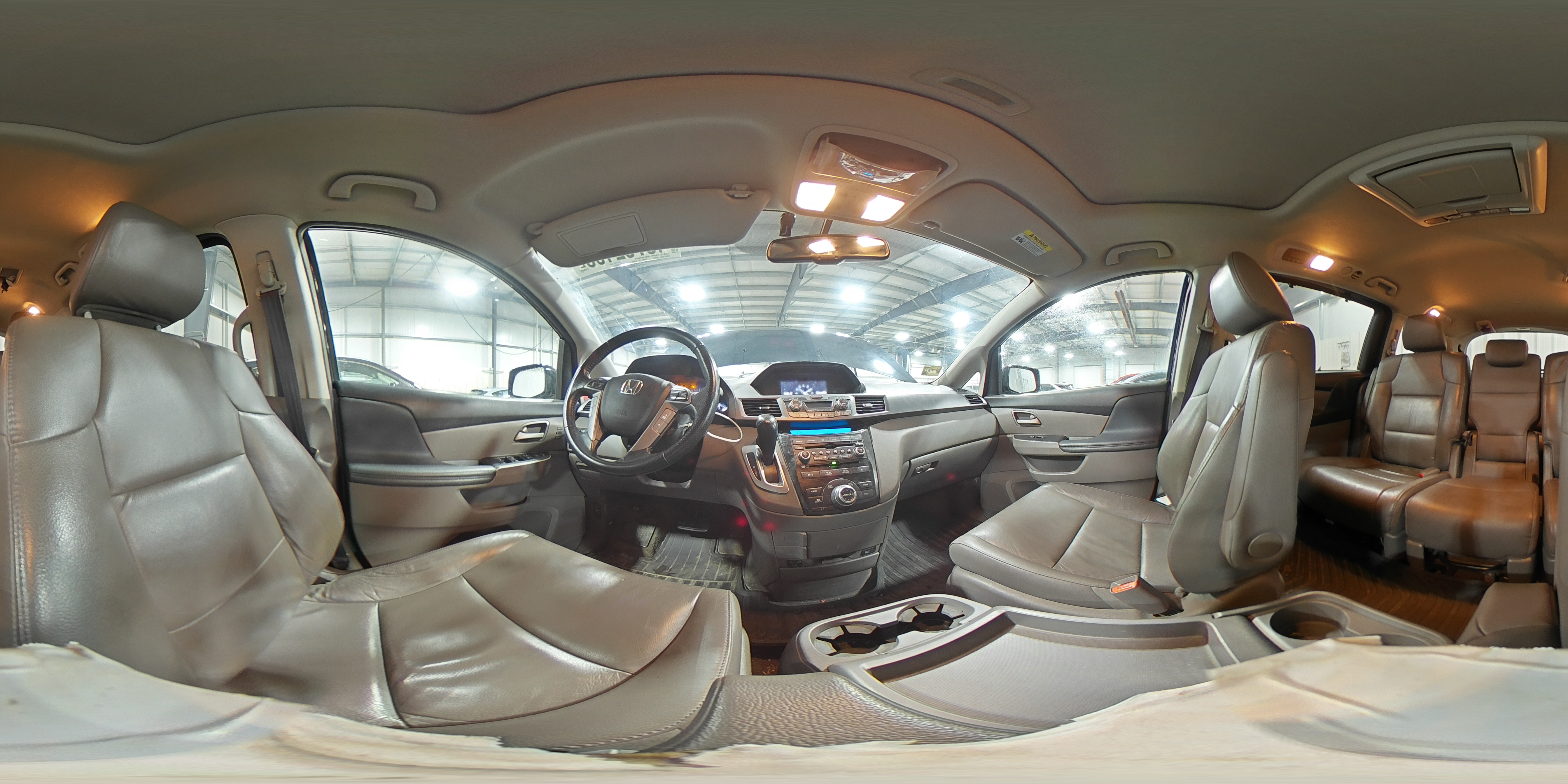 2013 Honda Odyssey - Image 15