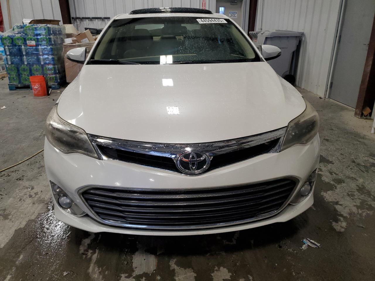 2013 Toyota Avalon - Image 5