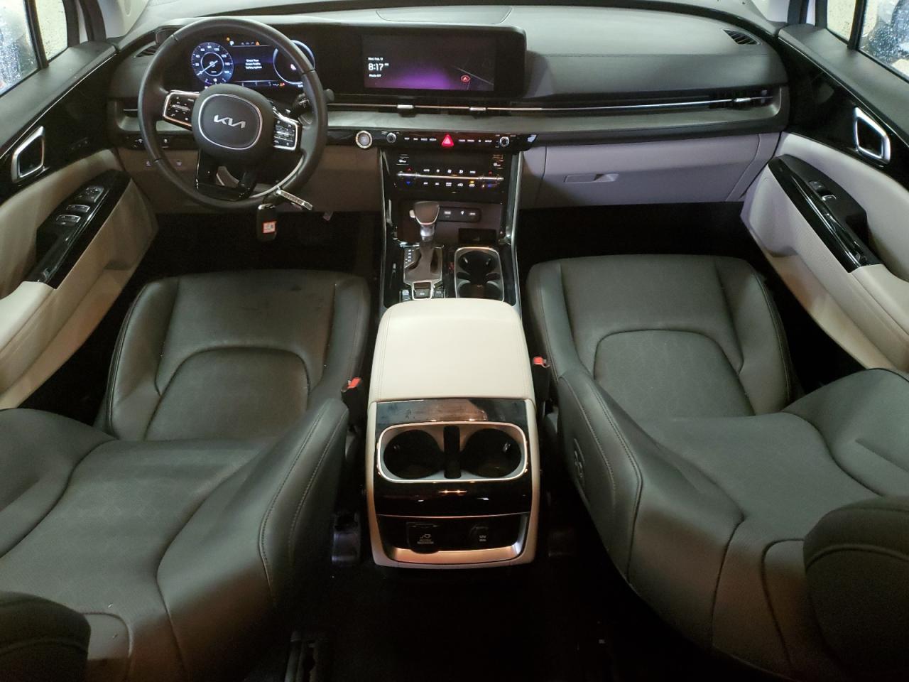 2023 Kia Carnival - Image 8
