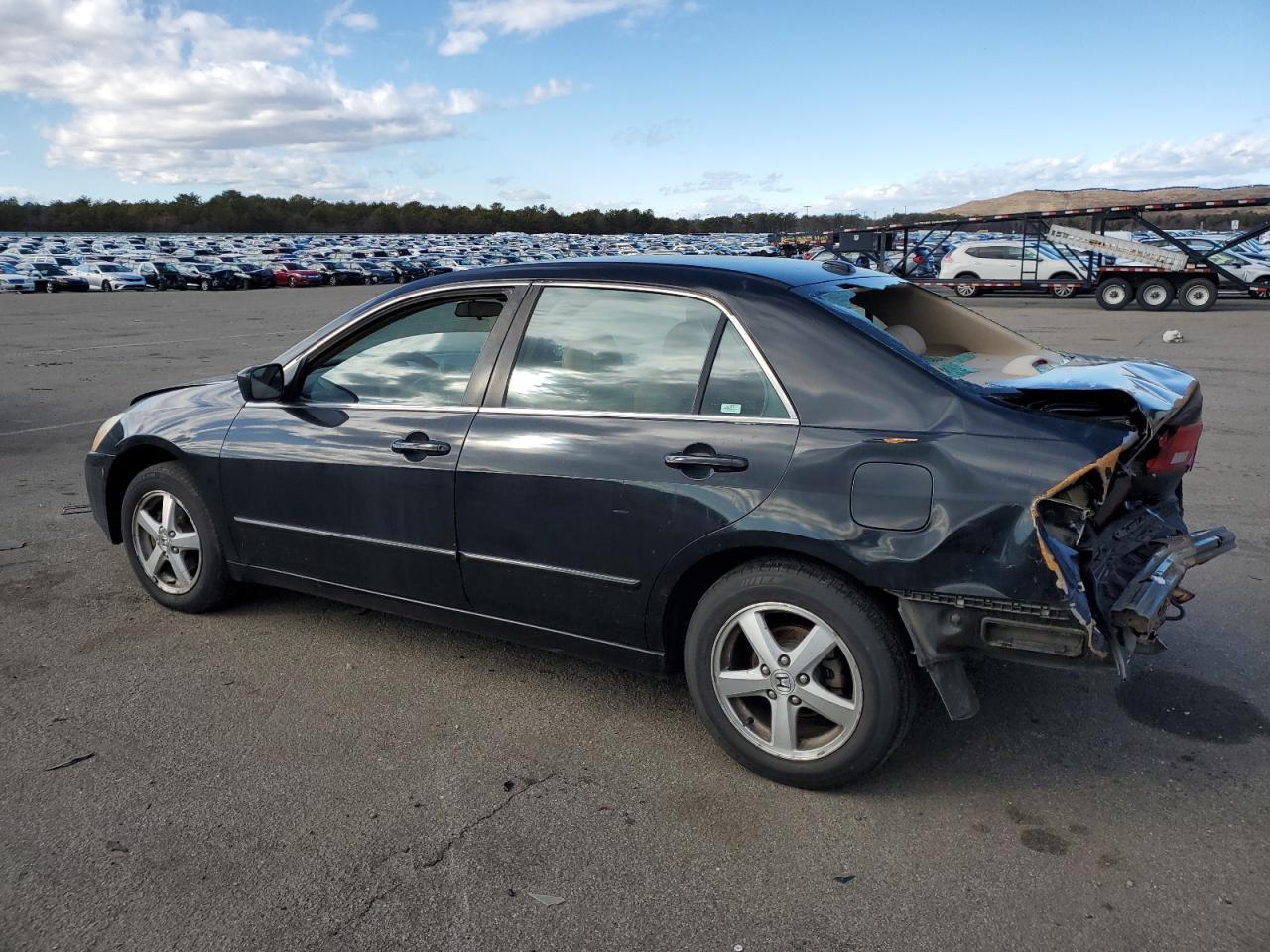 2005 Honda Accord - Image 2