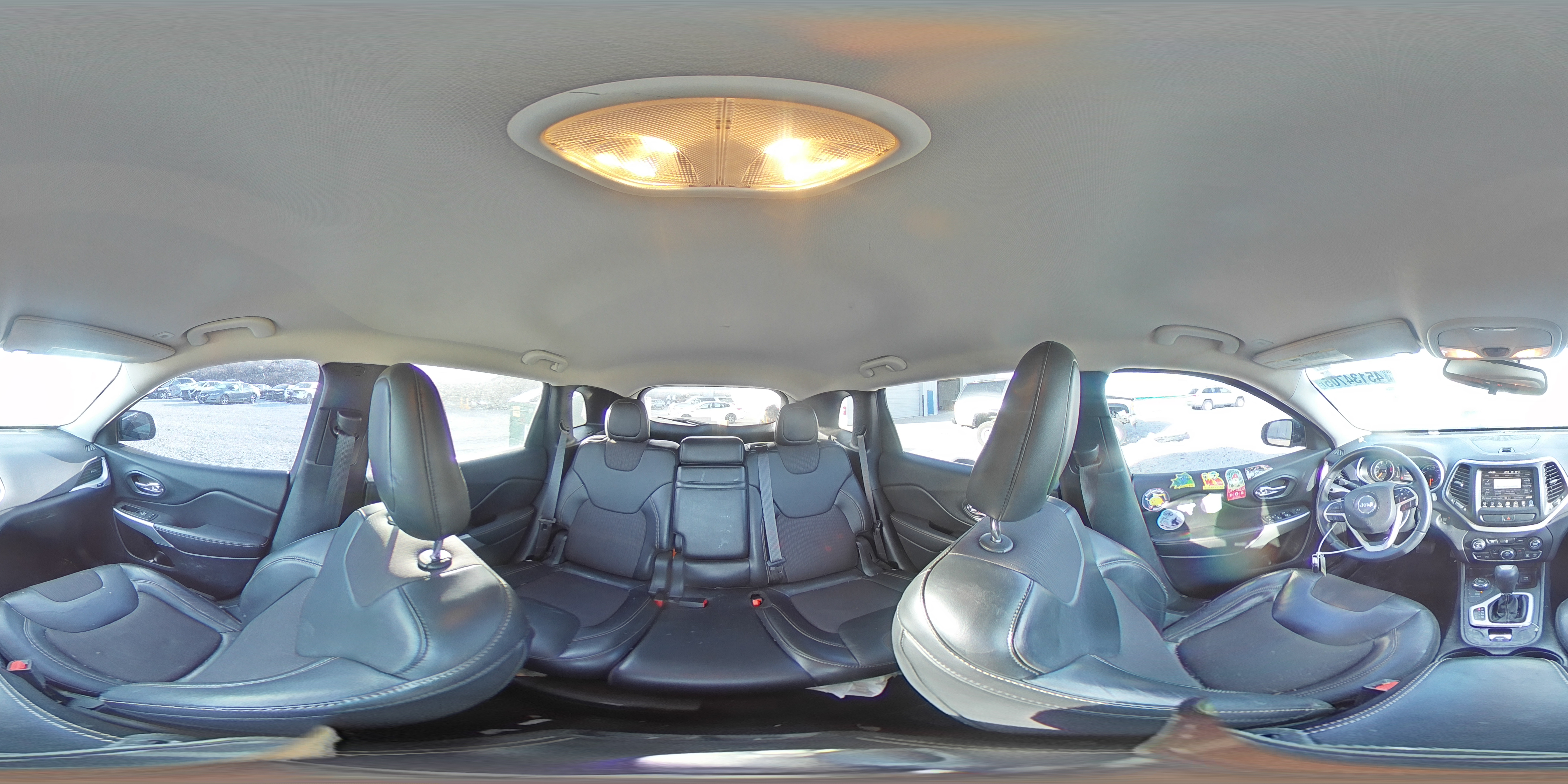 2018 Jeep Grand Cherokee - Image 13