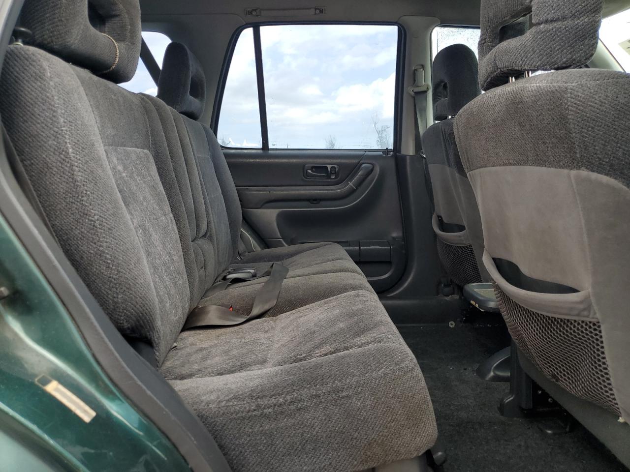 2000 Honda CR-V - Image 11