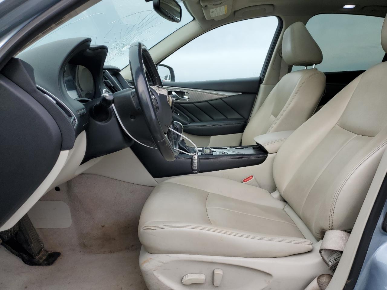 2015 Infiniti Q50 - Image 7