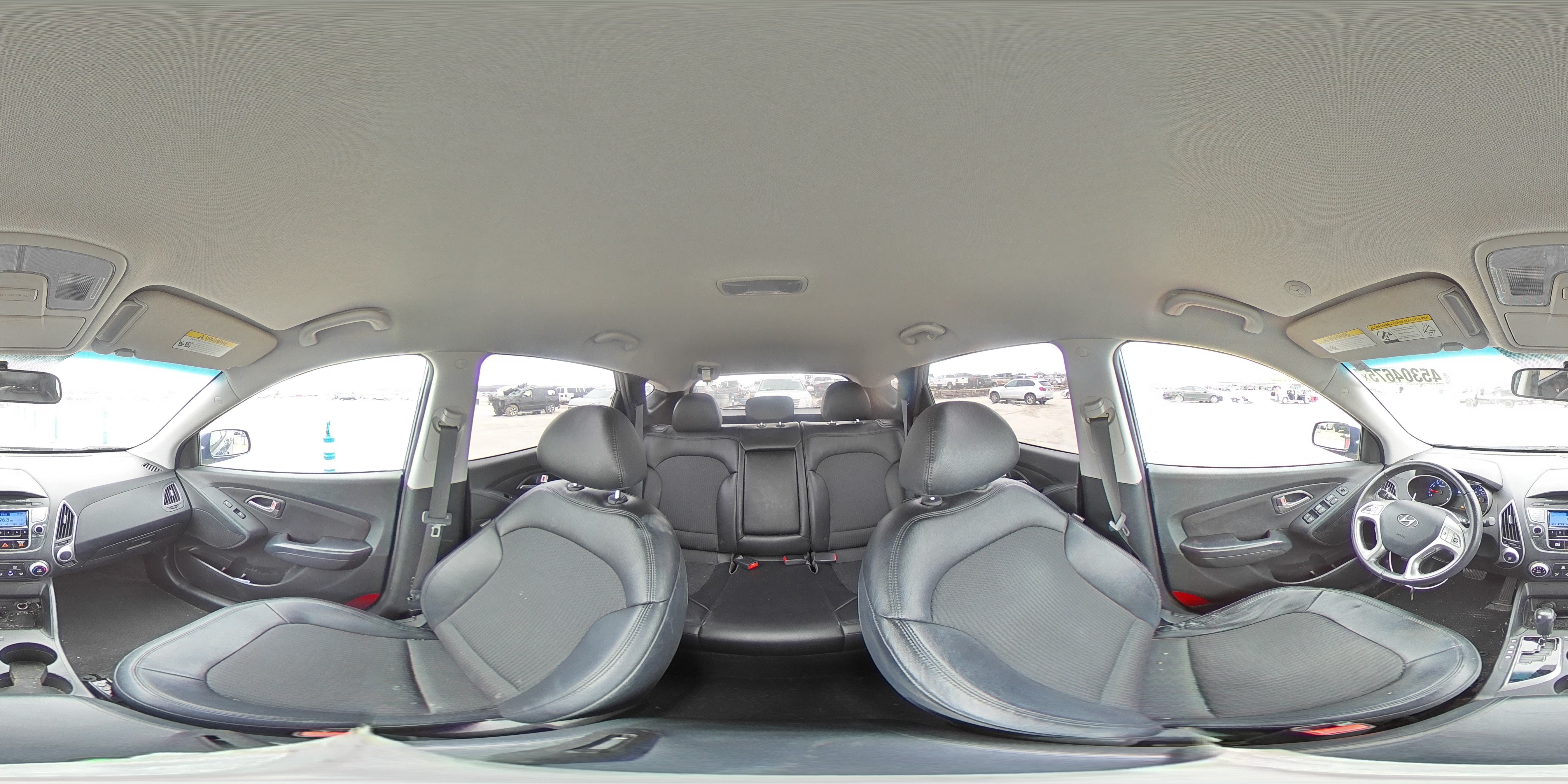 2012 Hyundai Tucson - Image 14