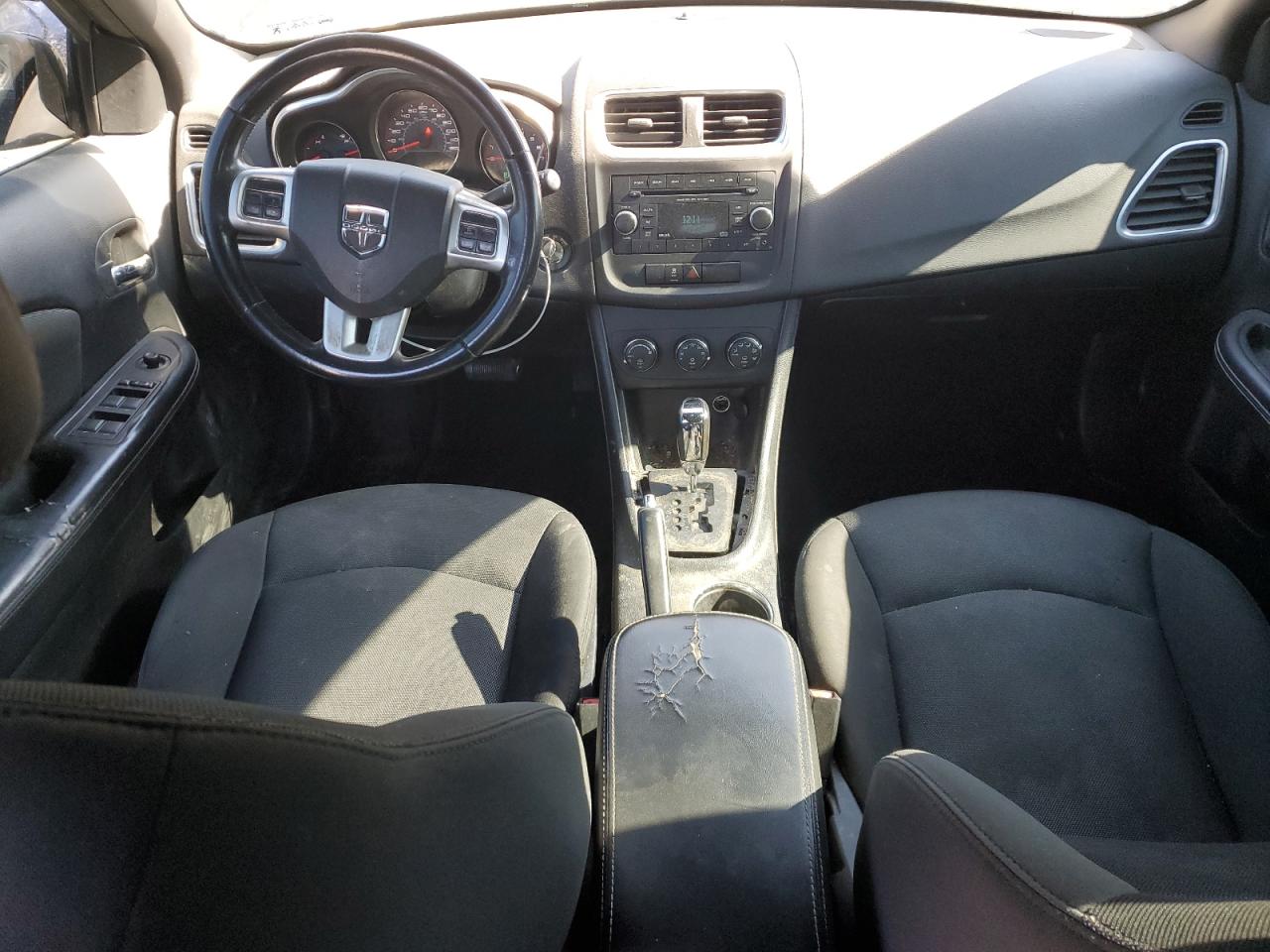 2013 Dodge Avenger - Image 8