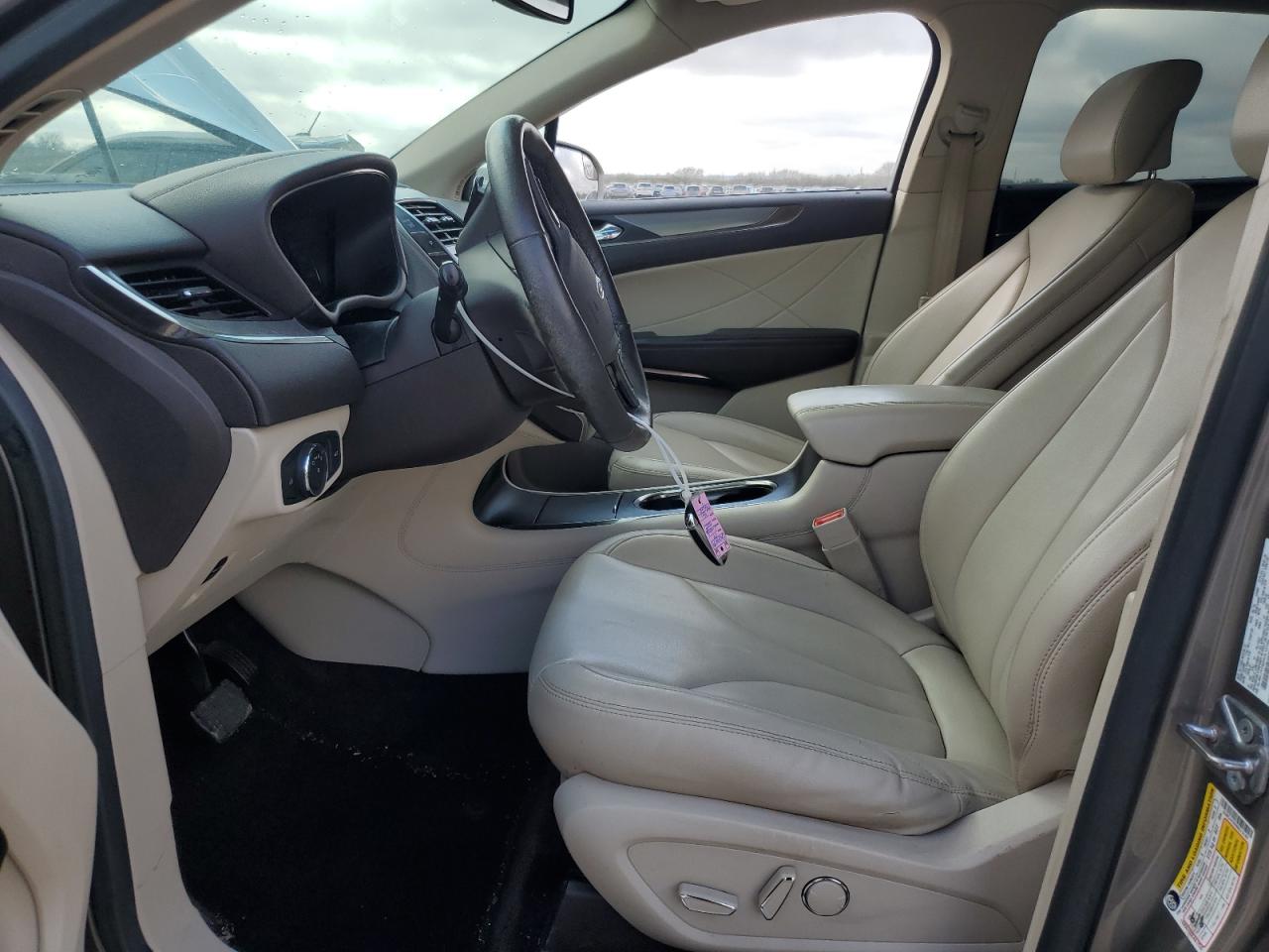 2017 Lincoln MKC - Image 7