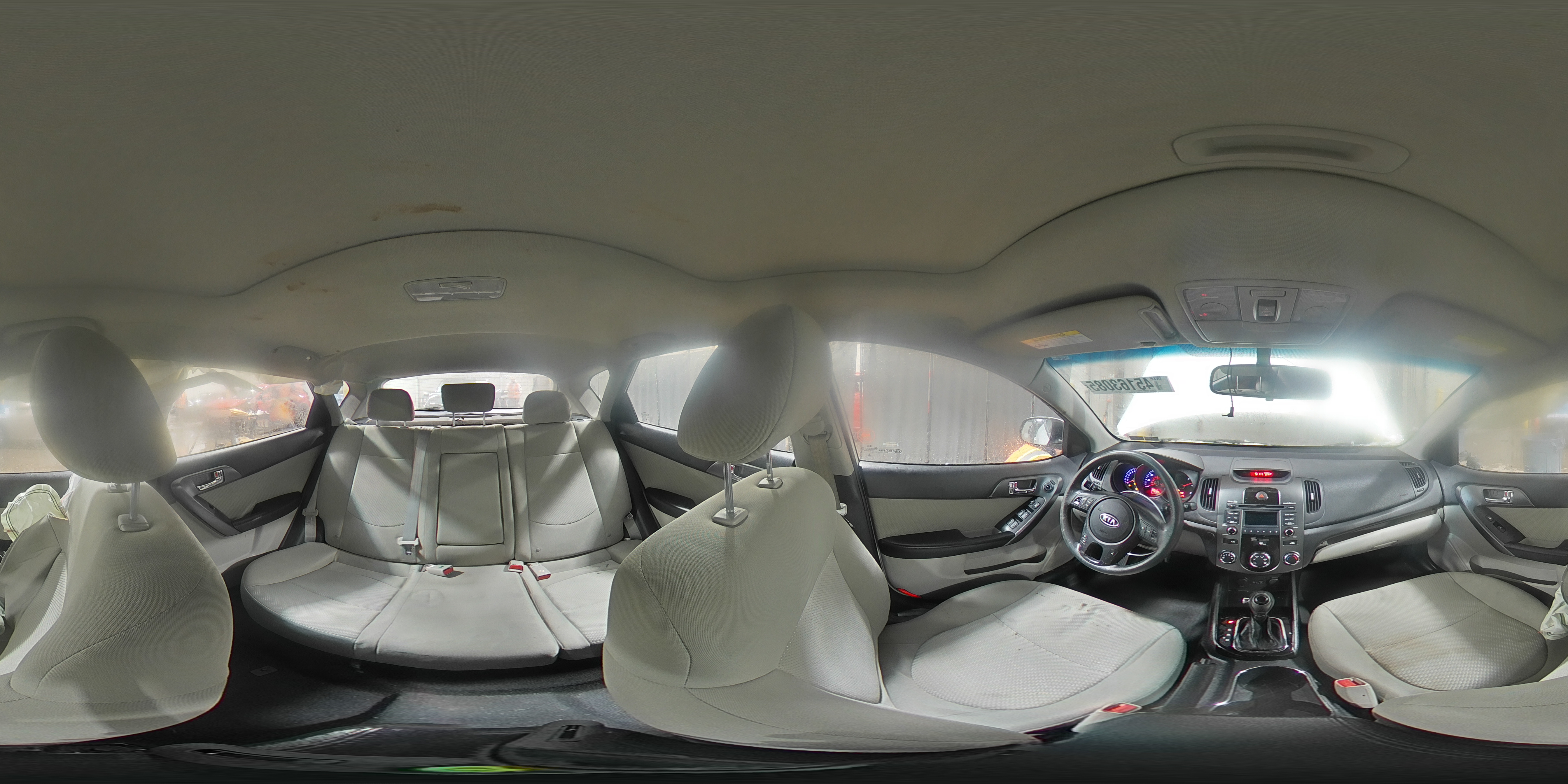 2013 Kia Forte - Image 14