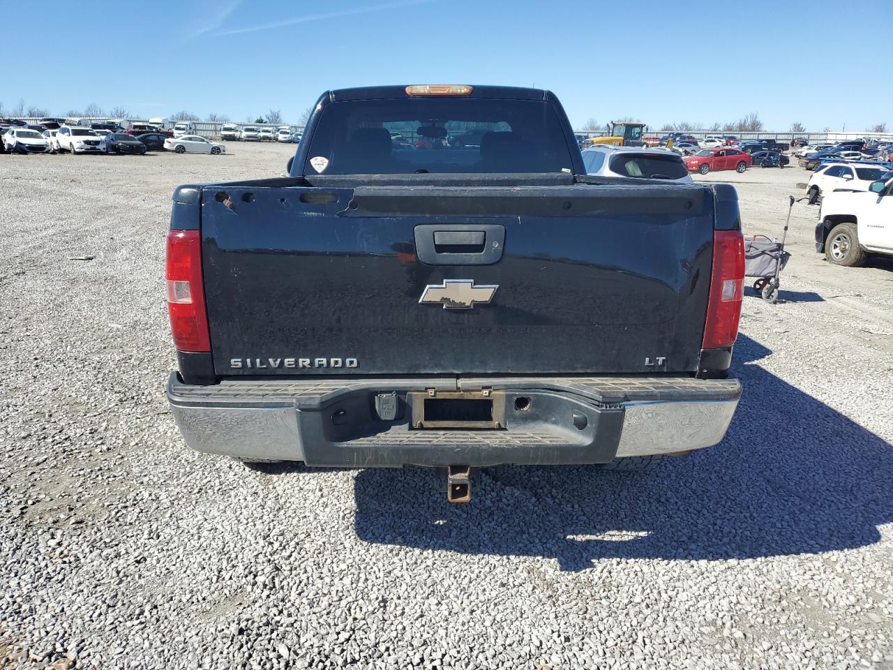 2011 Chevrolet Silverado - Image 6