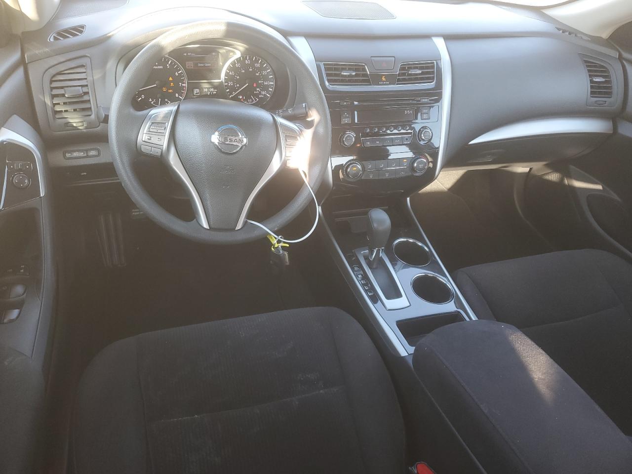 2013 Nissan Altima - Image 8