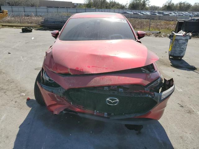  MAZDA 3 2022 Червоний
