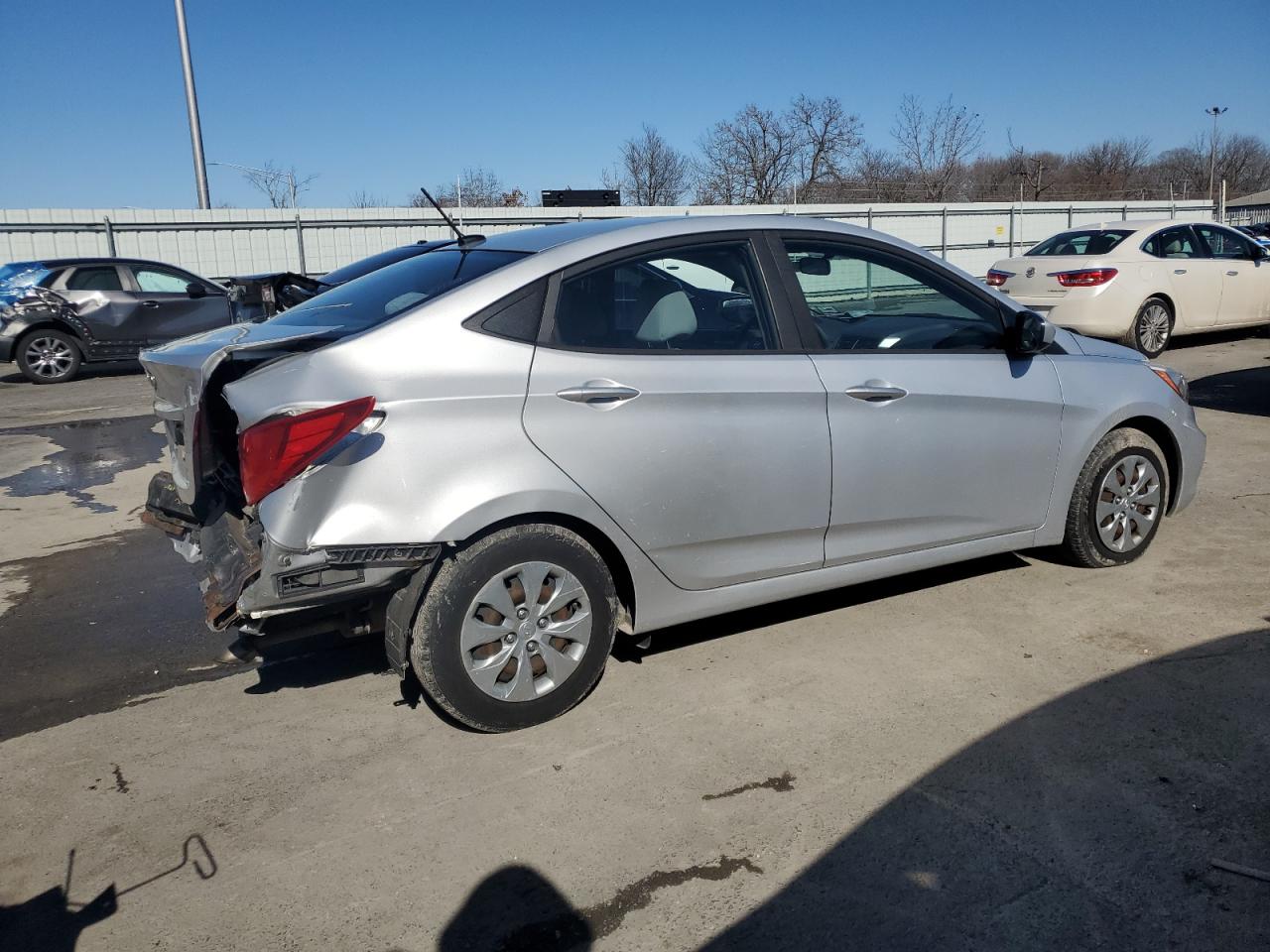 2017 Hyundai Accent - Image 3