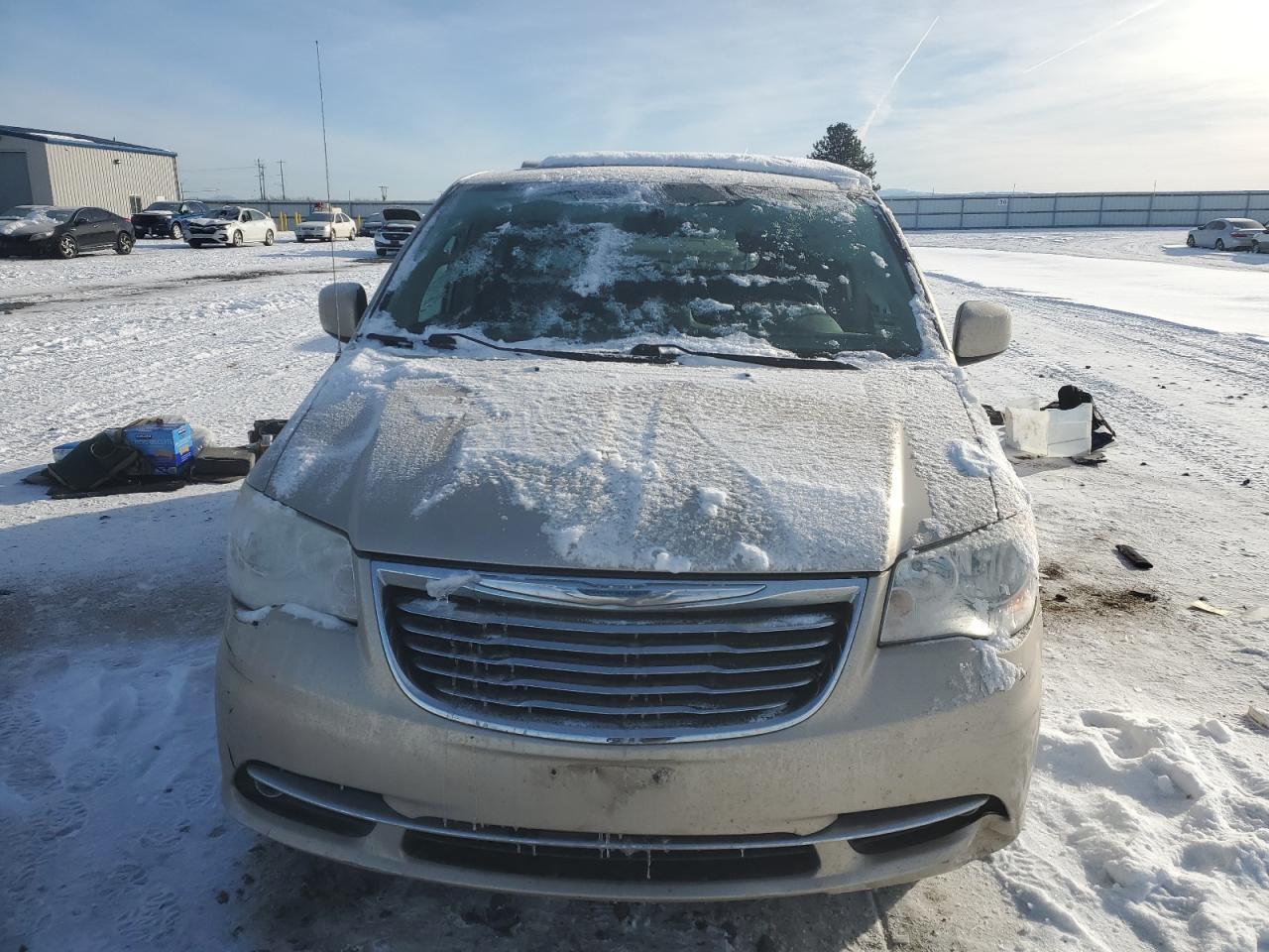 2014 Chrysler Town & Country - Image 5