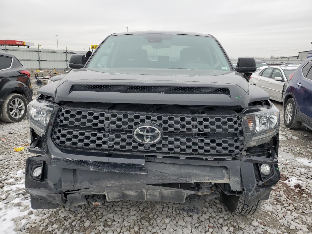 2021 Toyota Tundra - Image 5