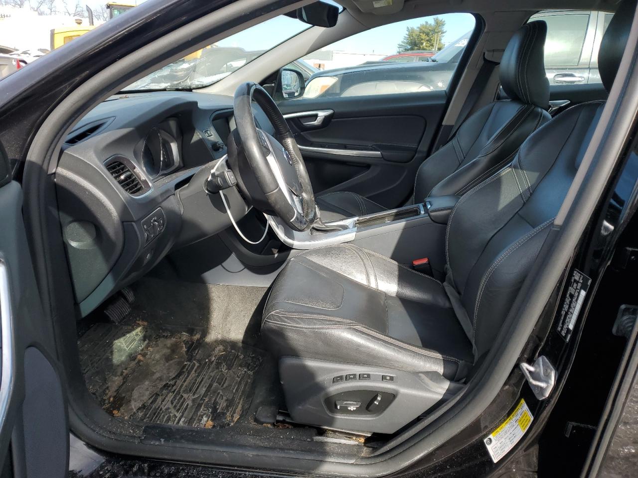 2017 Volvo S60 - Image 7