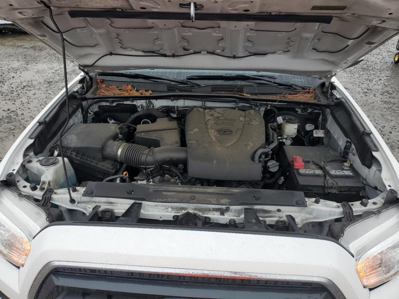 2021 Toyota Tacoma - Image 11