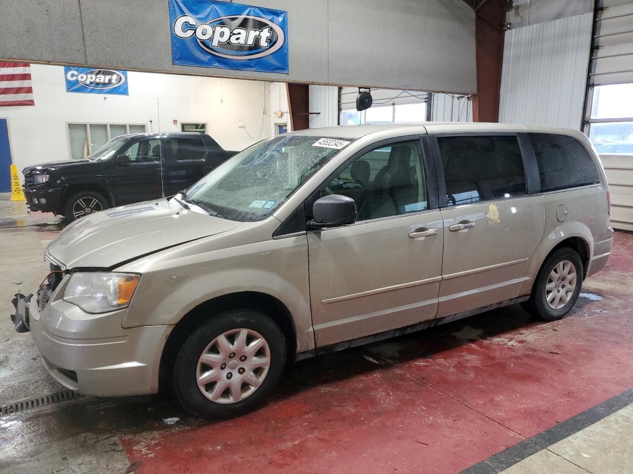 2009 Chrysler Town & Country - Image 1
