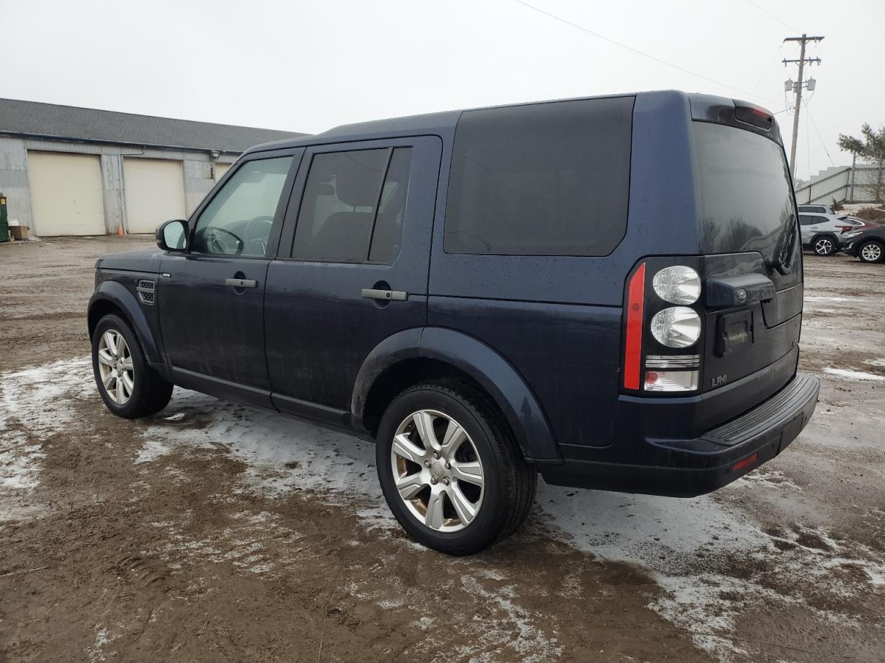 2014 Land Rover LR4 - Image 2