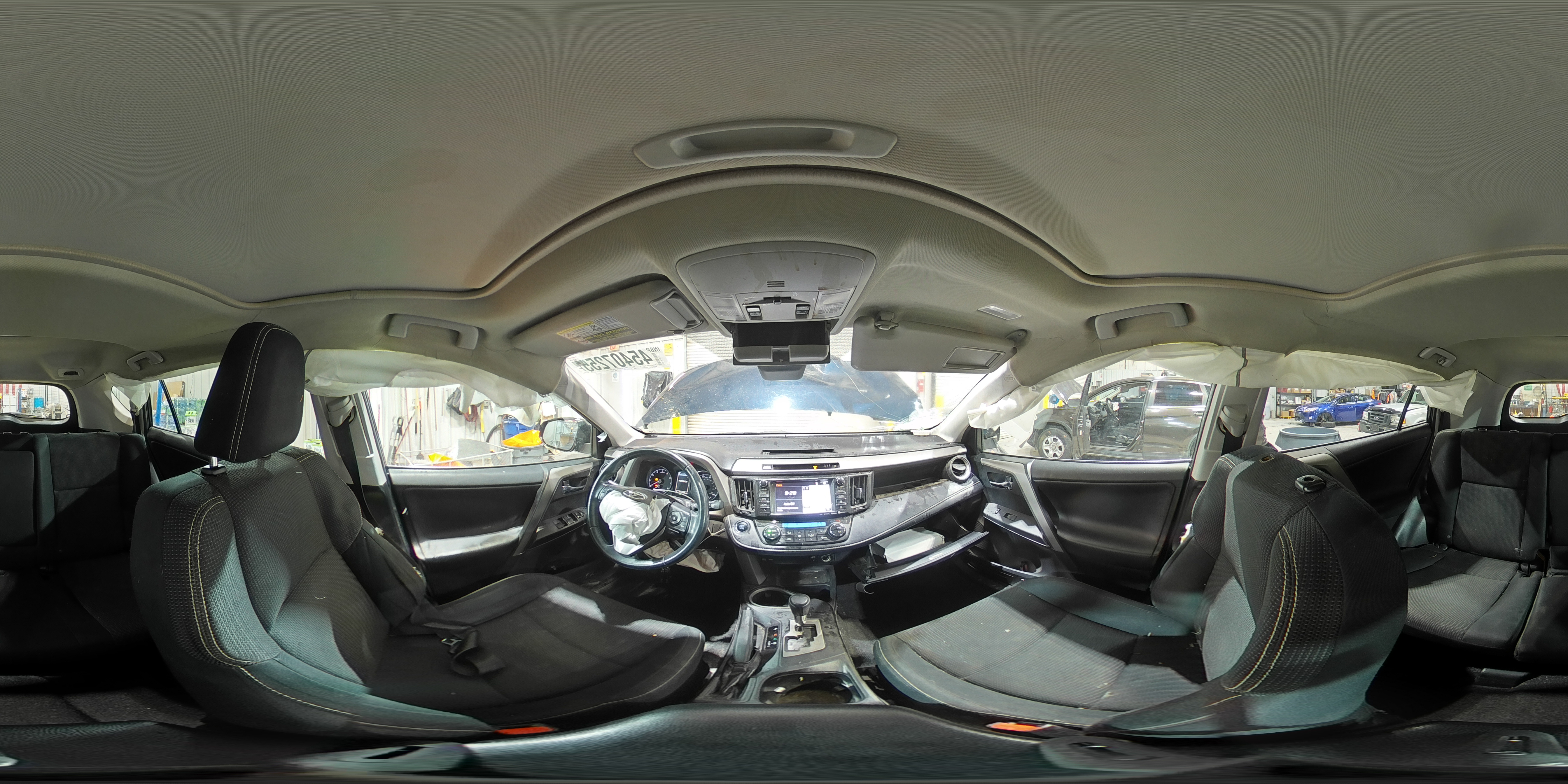 2017 Toyota RAV 4 - Image 14