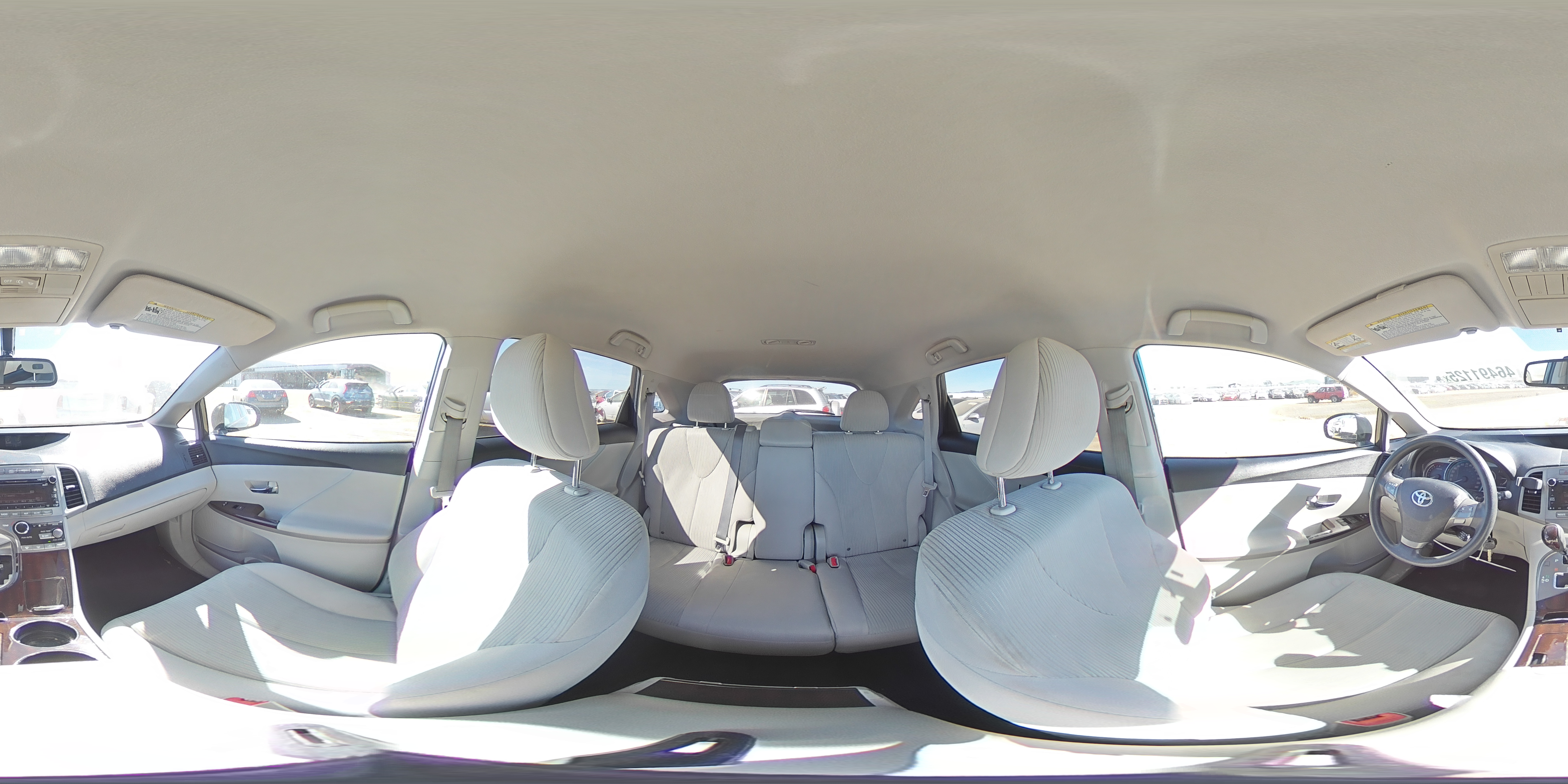 2011 Toyota Venza - Image 13