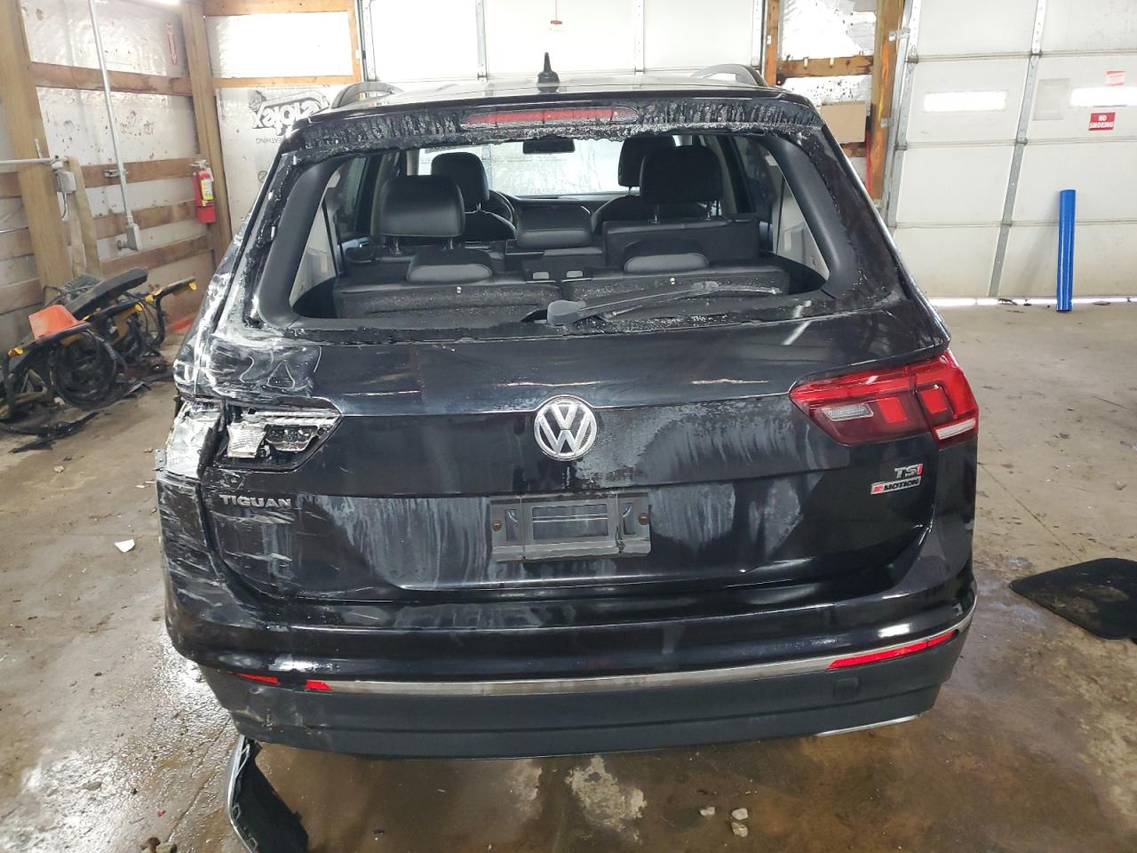 2018 Volkswagen Tiguan - Image 6