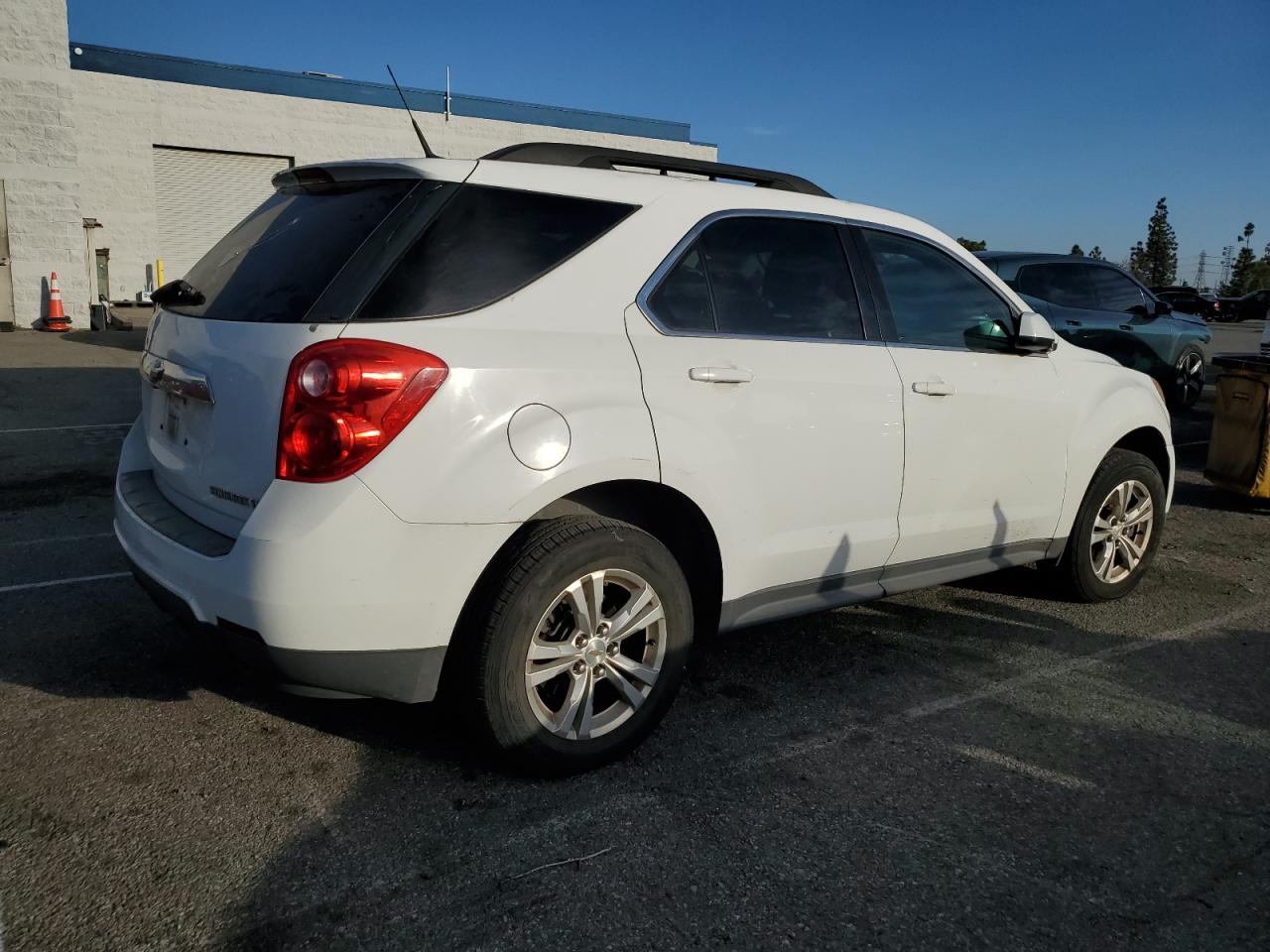 2011 Chevrolet Equinox - Image 3