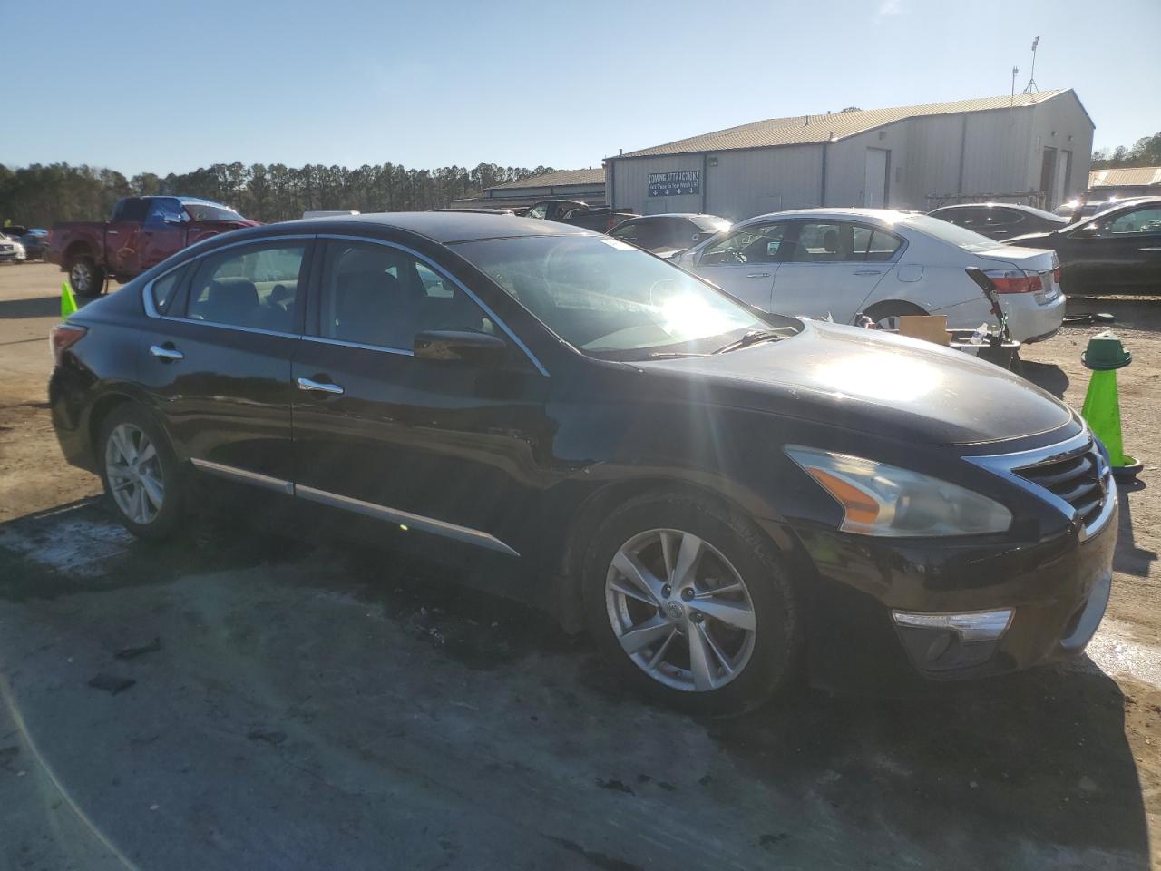 2015 Nissan Altima - Image 4