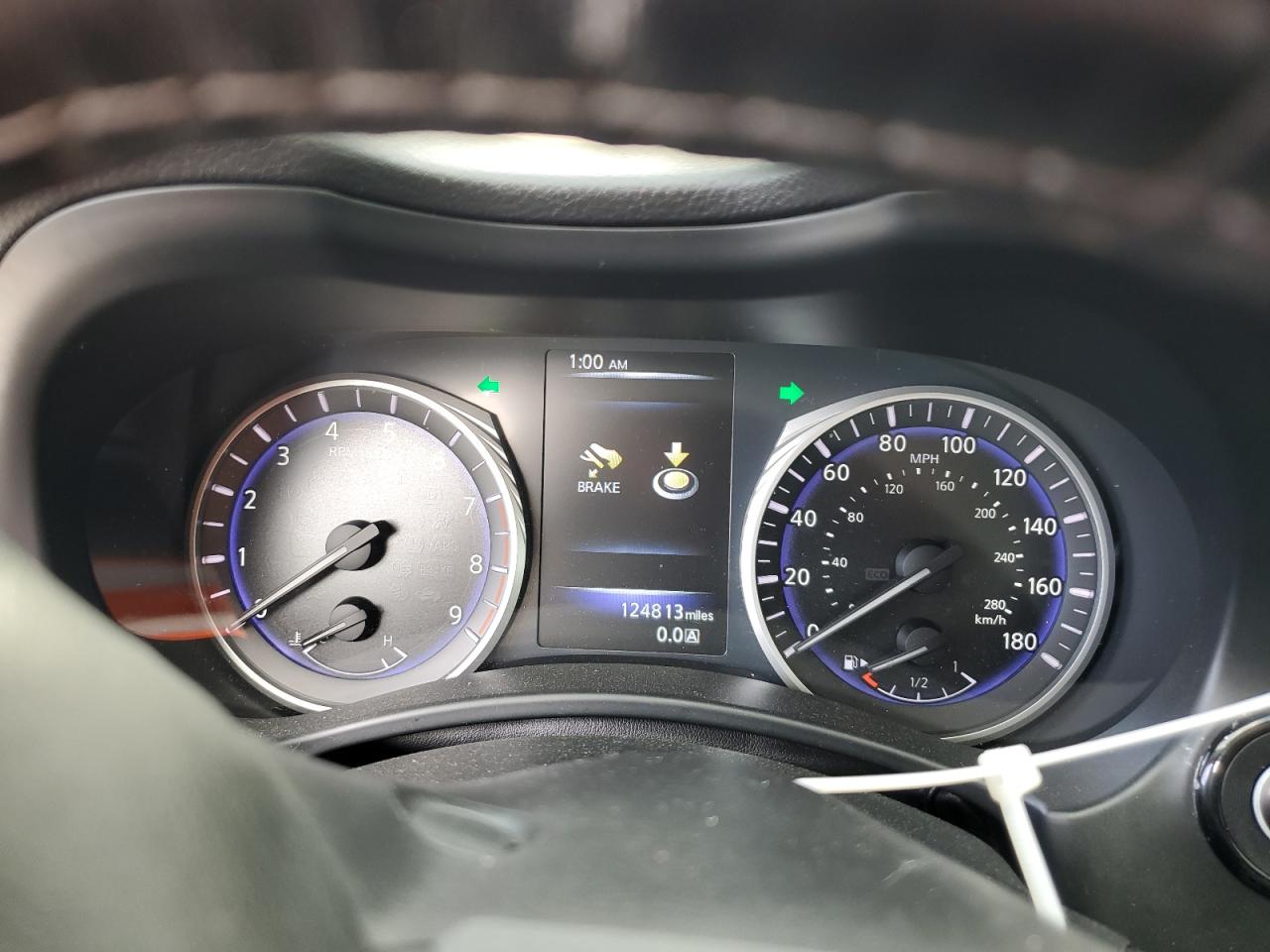 2017 Infiniti Q50 - Image 9