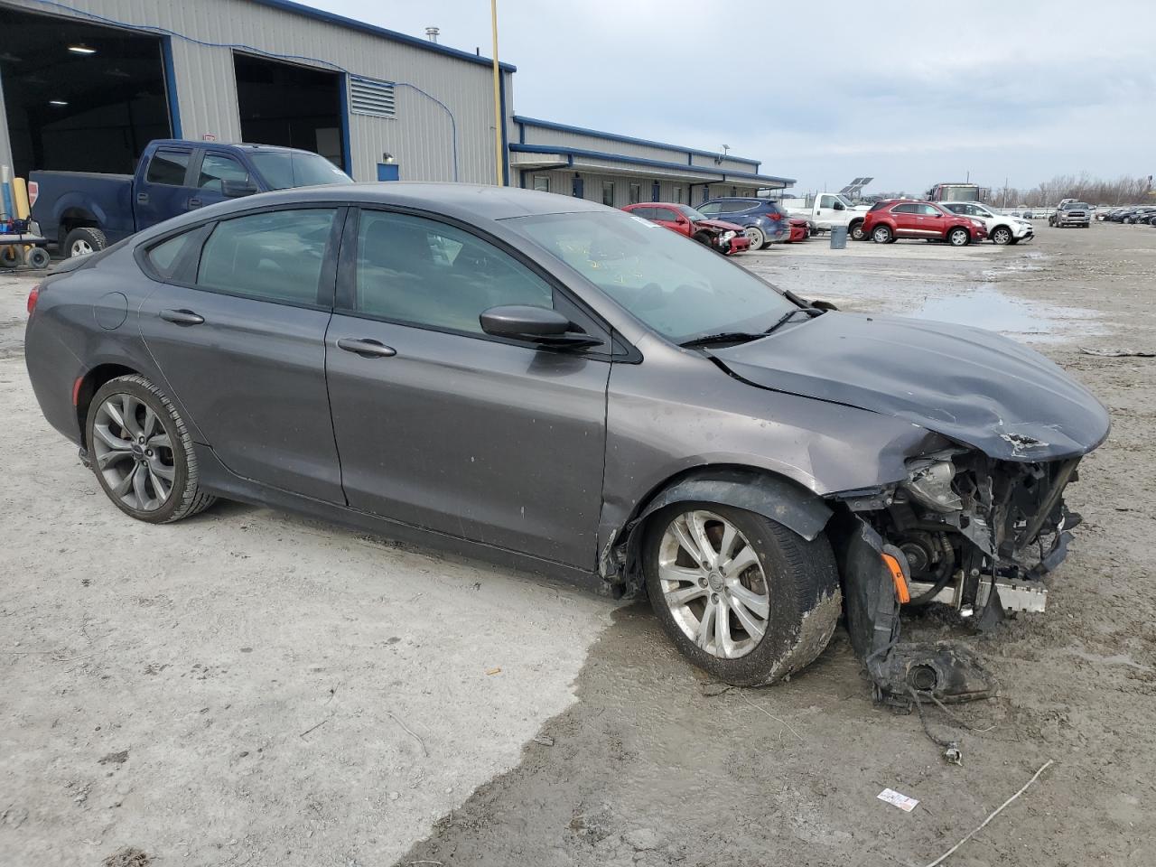 2015 Chrysler 200 - Image 4