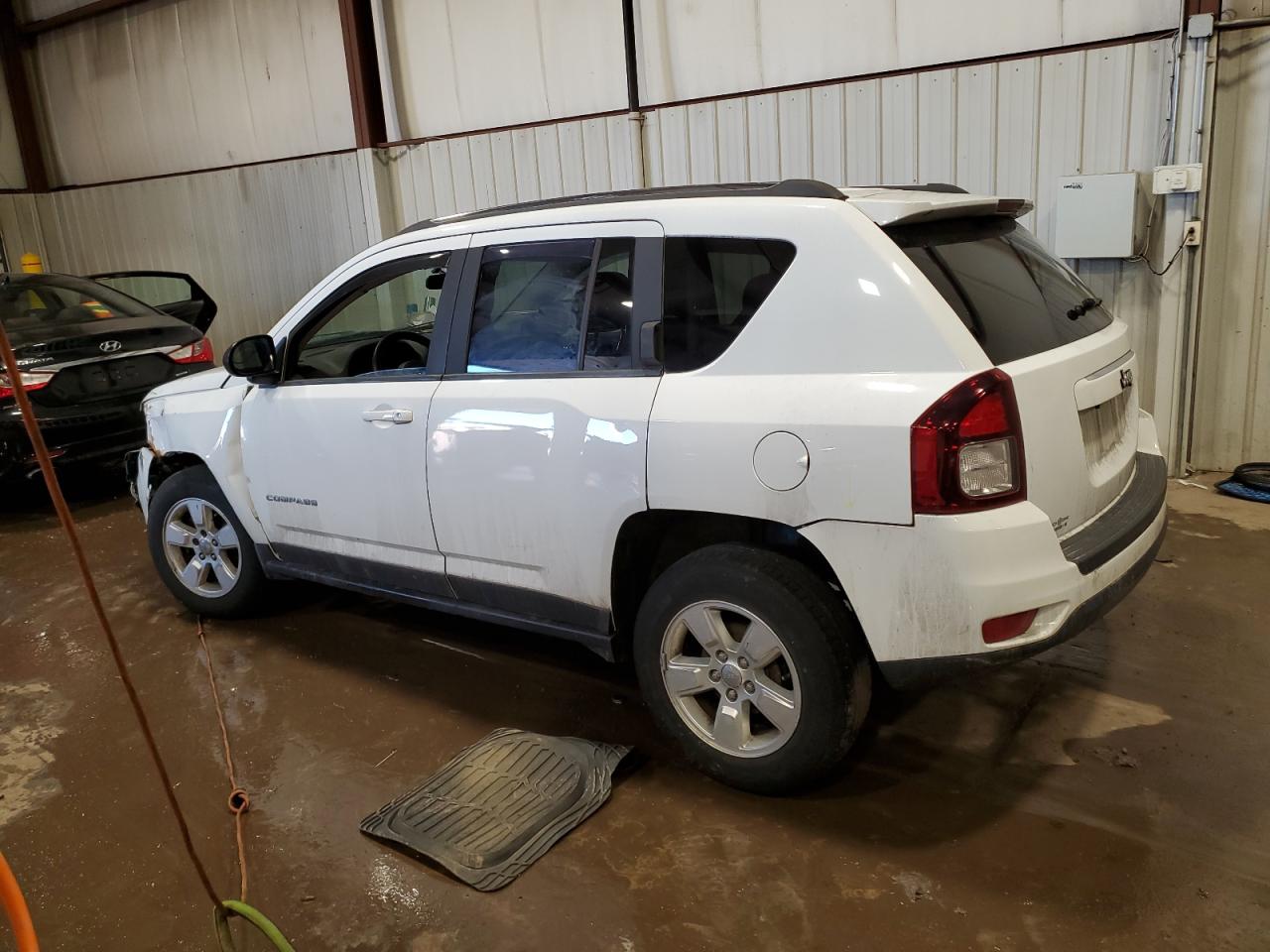 2015 Jeep Compass - Image 2