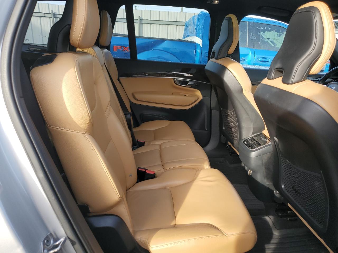 2019 Volvo XC90 - Image 11