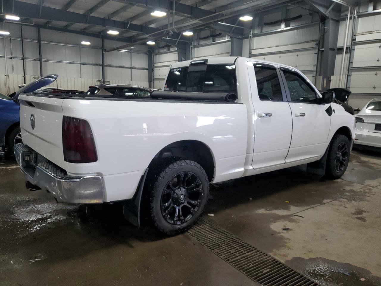 2016 RAM 1500 - Image 3