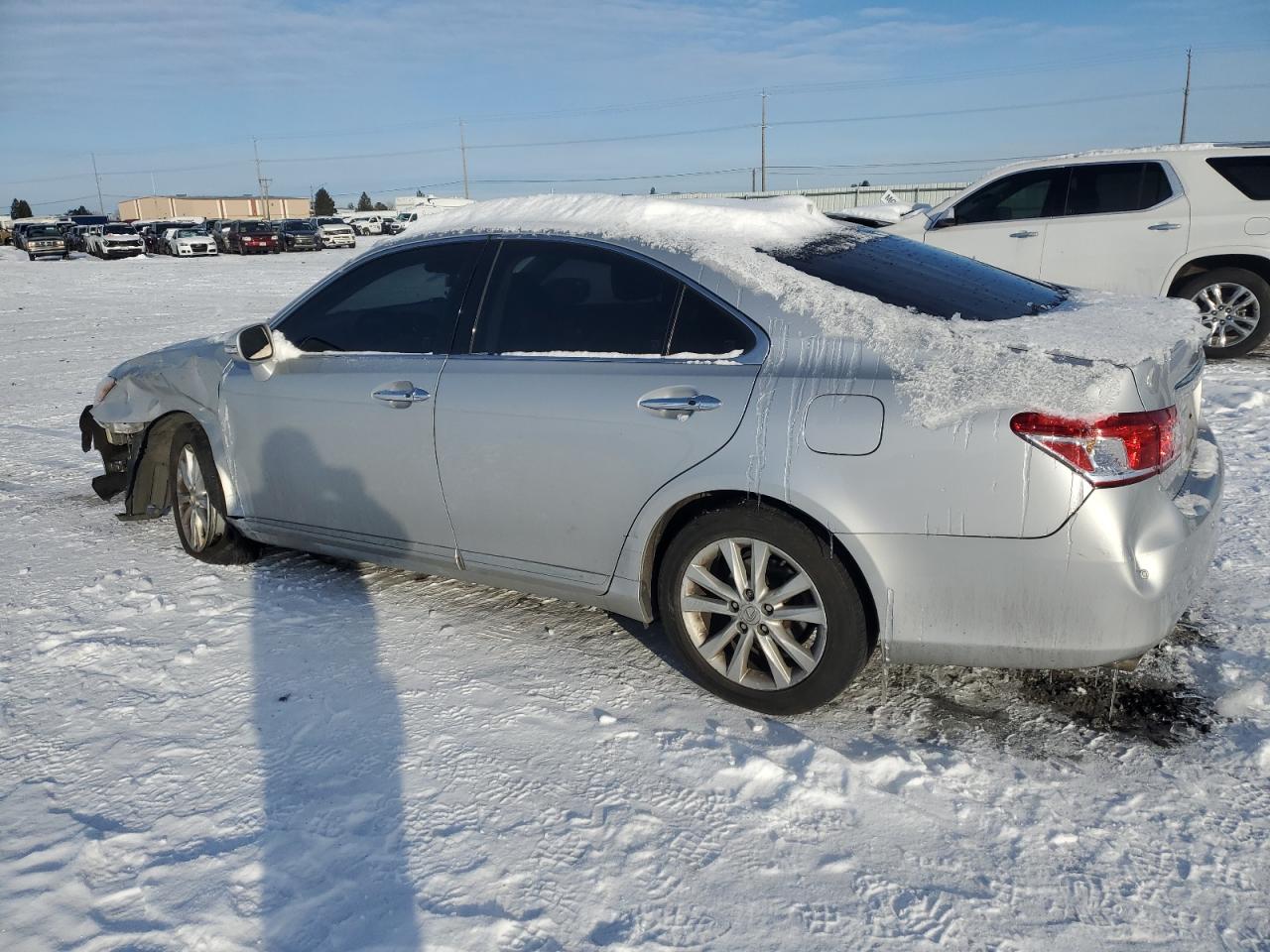 2012 Lexus ES - Image 2