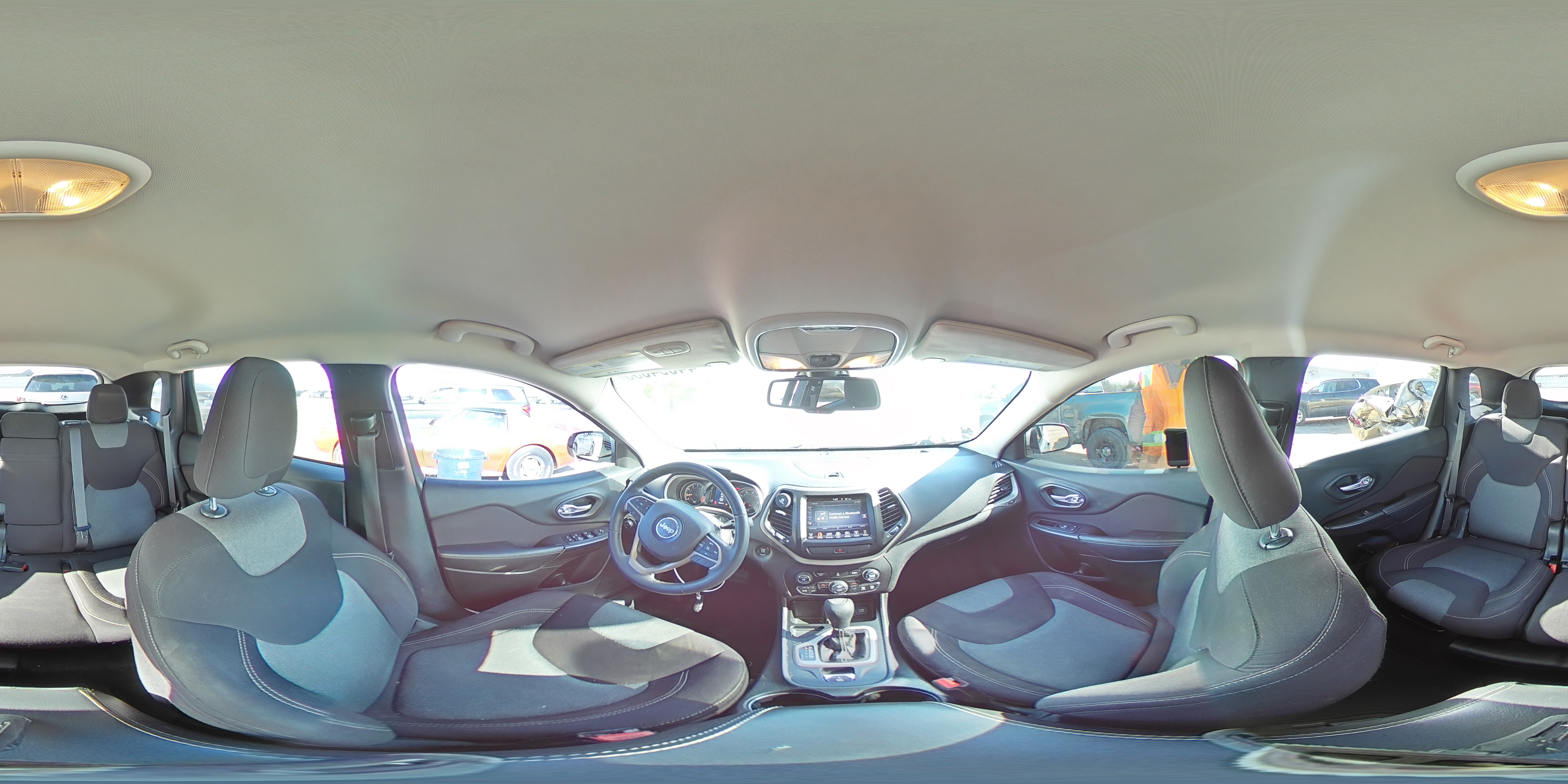 2014 Jeep Grand Cherokee - Image 13