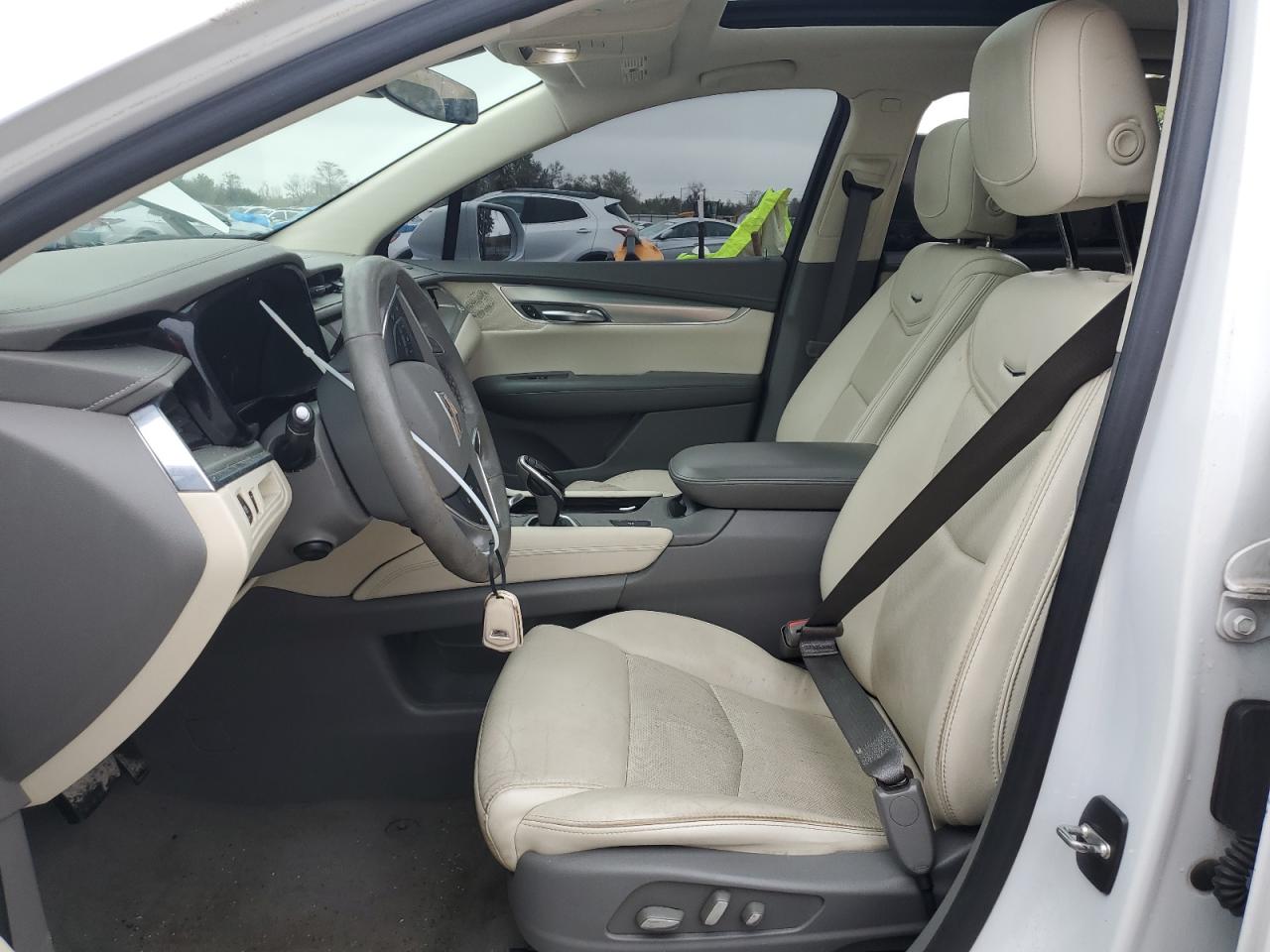 2018 Cadillac XT5 - Image 7