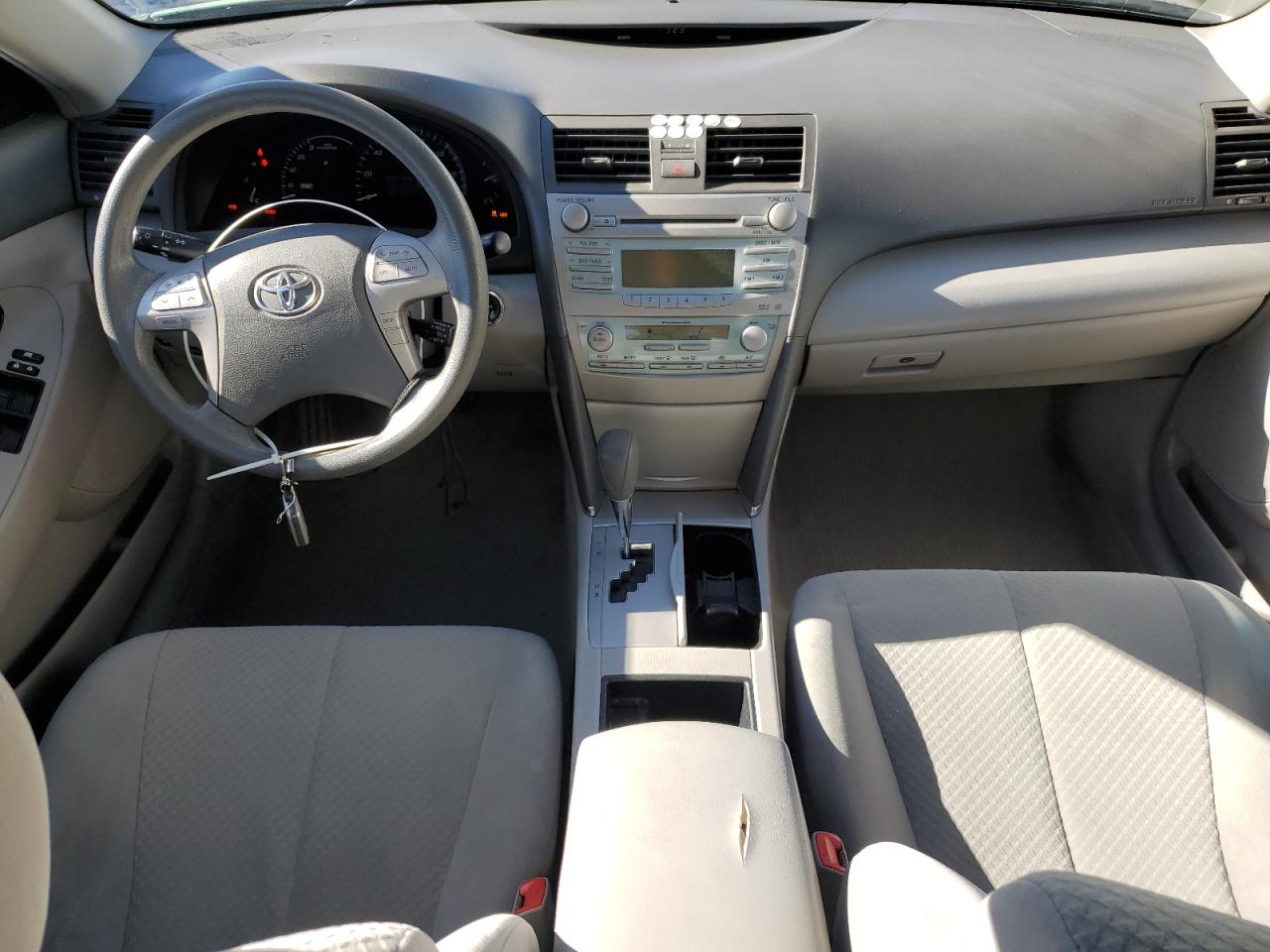 2009 Toyota Camry - Image 8