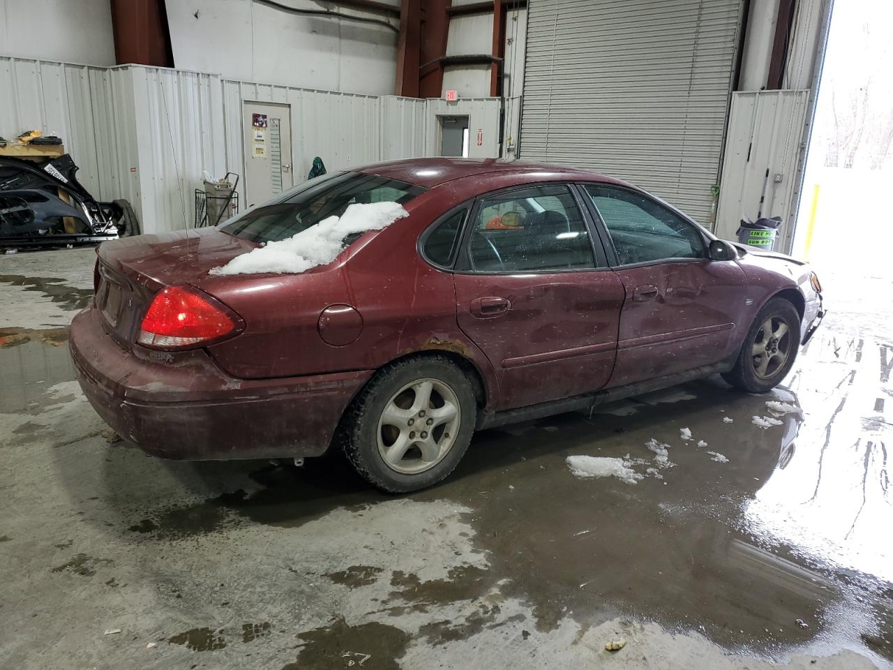 2004 Ford Taurus - Image 3